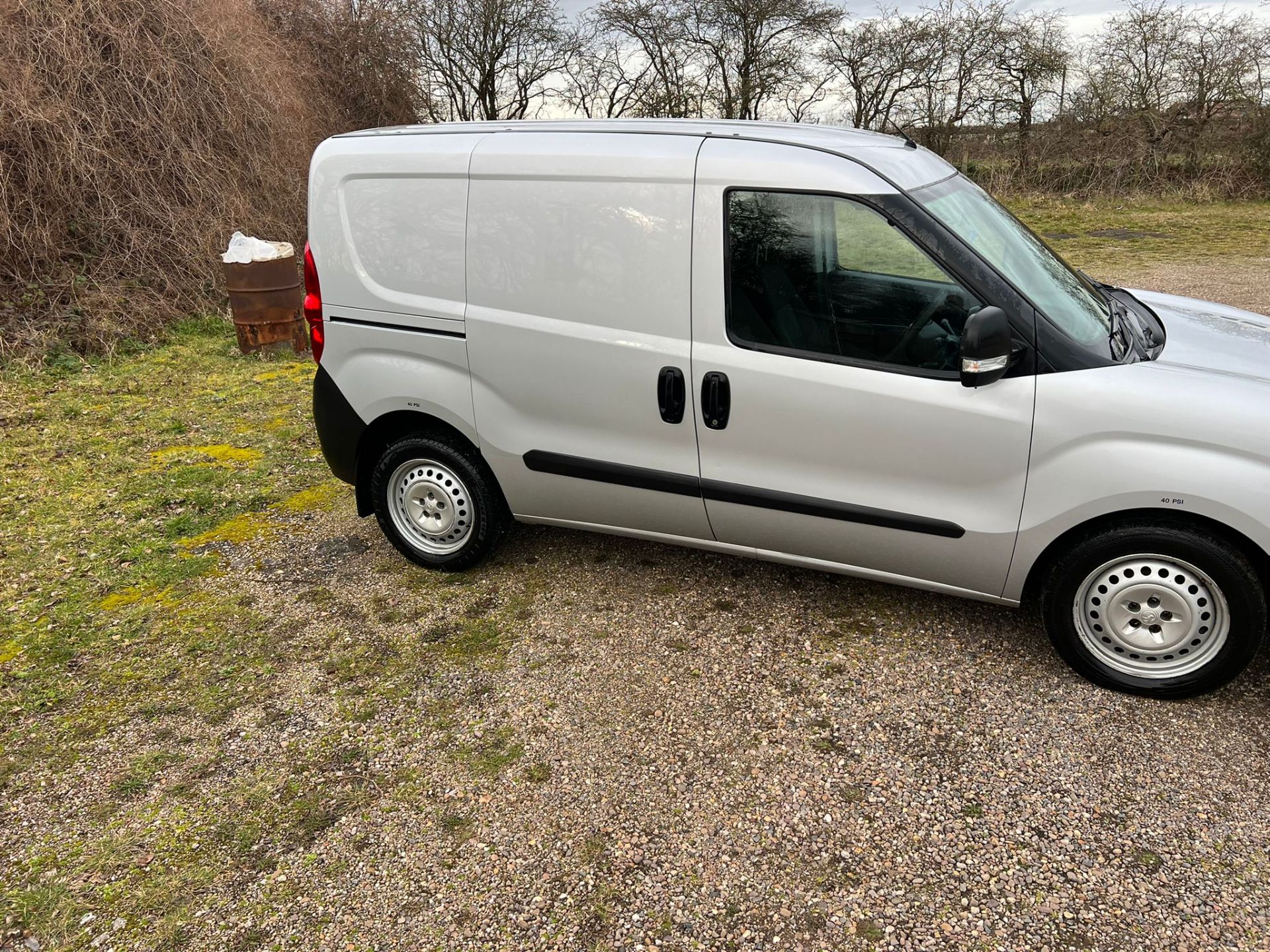 VAUXHALL COMBO 2016 - Image 10 of 12