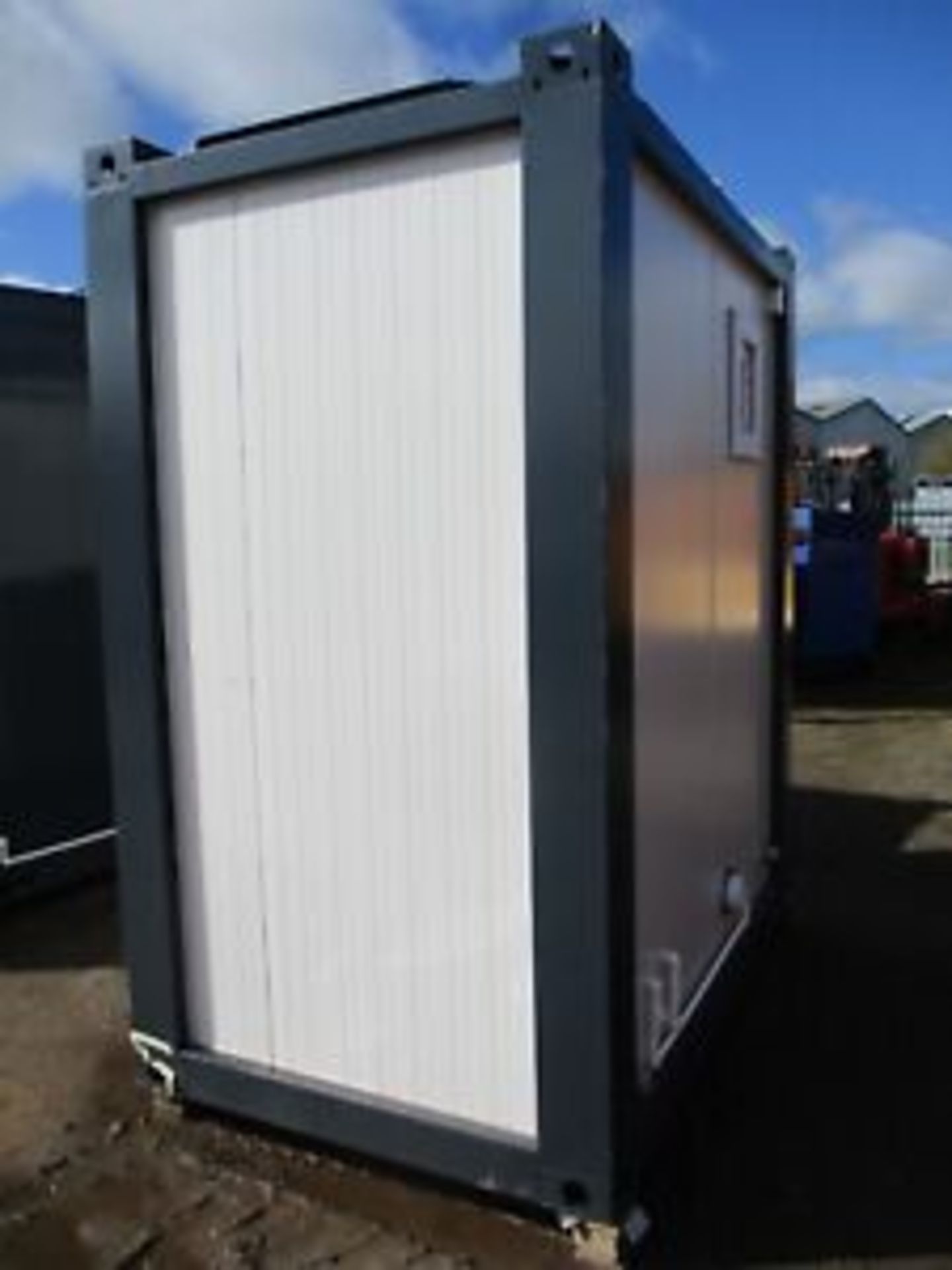 UNUSED ADACON 2.1M X 1.35M SHOWER TOILET BLOCK SHIPPING CONTAINER - Image 3 of 12