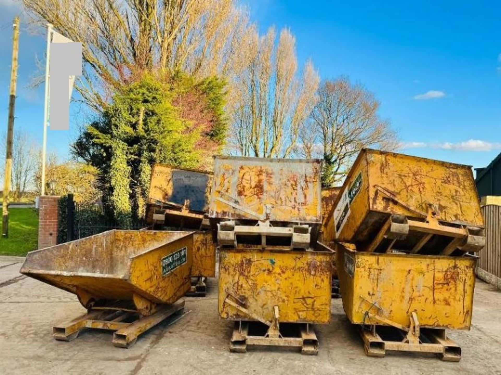 TIPPING SKIP TO SUIT PALLET TINES * CHOICE OF 7 *