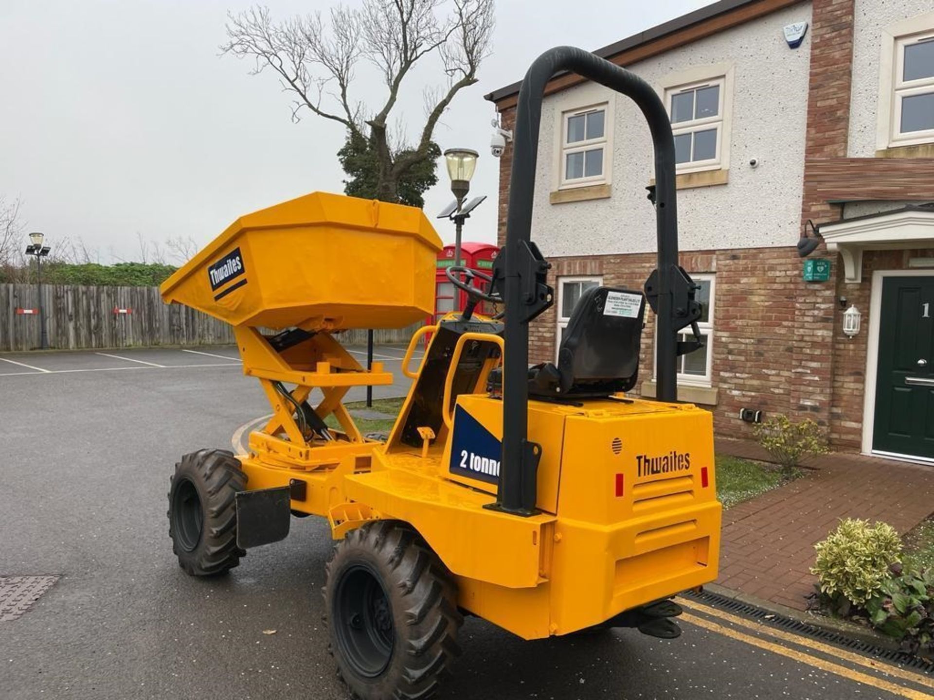 THWAITES 1.5T HI-TIP SWIVEL DUMPER - Image 3 of 5