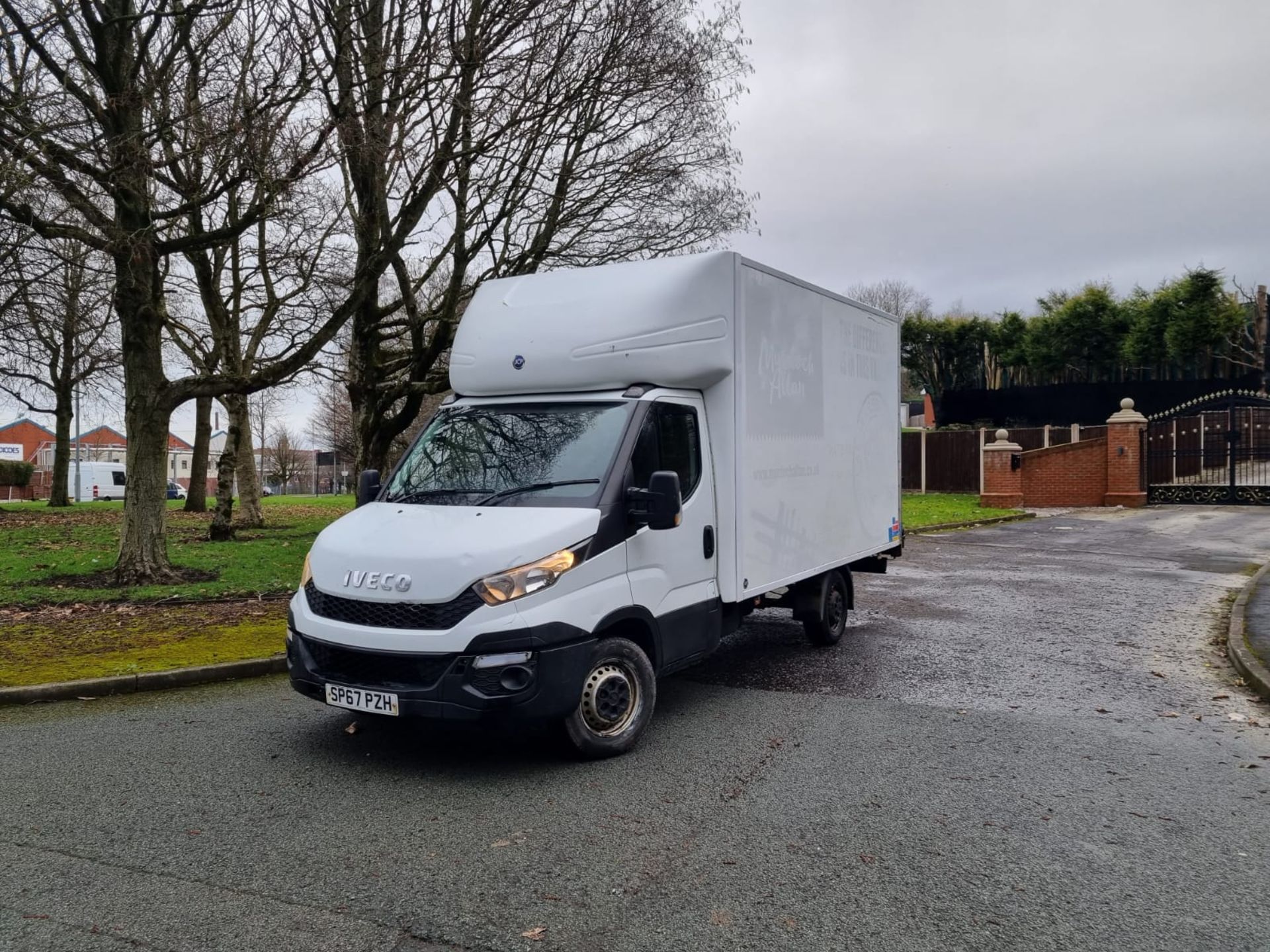 2017/67 IVECO DAILY XLWB XHITOP - 240K MILES - EURO 6 ULEZ FREE - Image 3 of 10