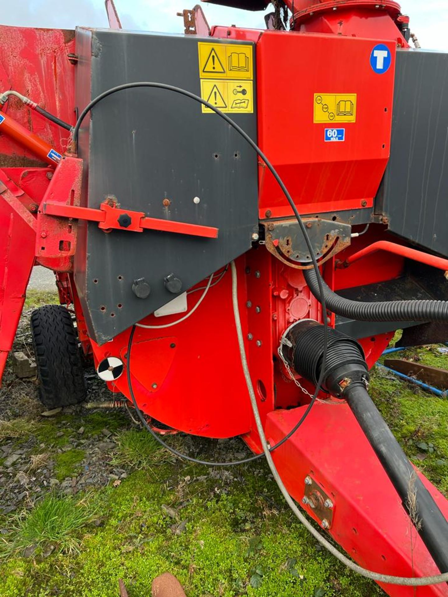 KUHN 3560 STRAW CHOPPER - Image 4 of 4