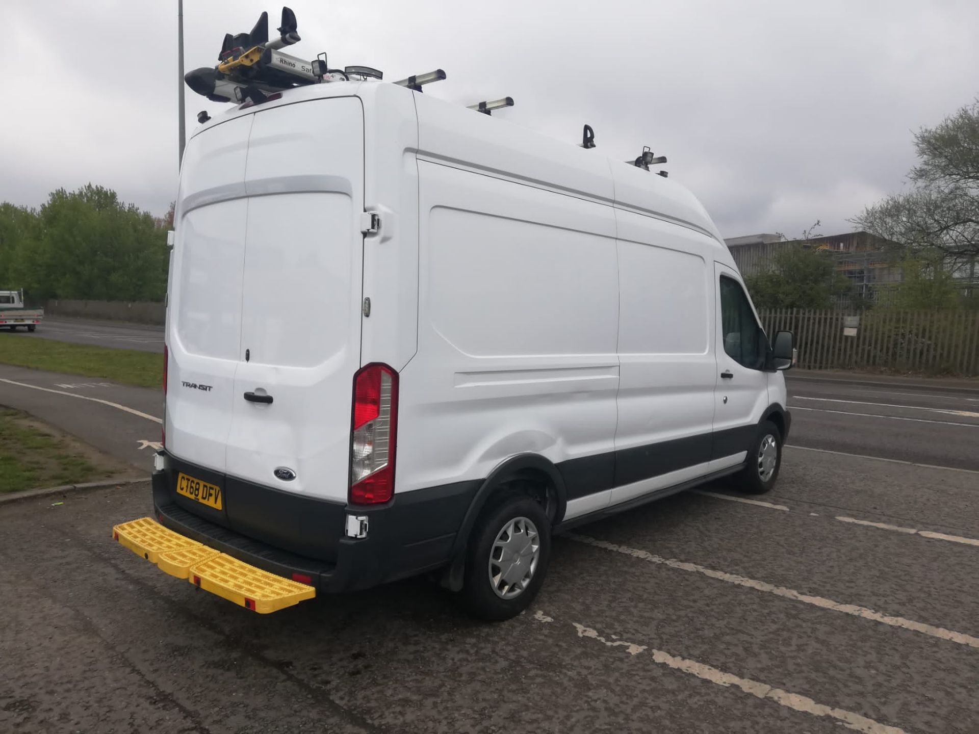 2018 68 FORD TRANSIT TREND 350 PANEL VAN - L3H3 - ROOF RACK - 123K MILES - Image 7 of 12