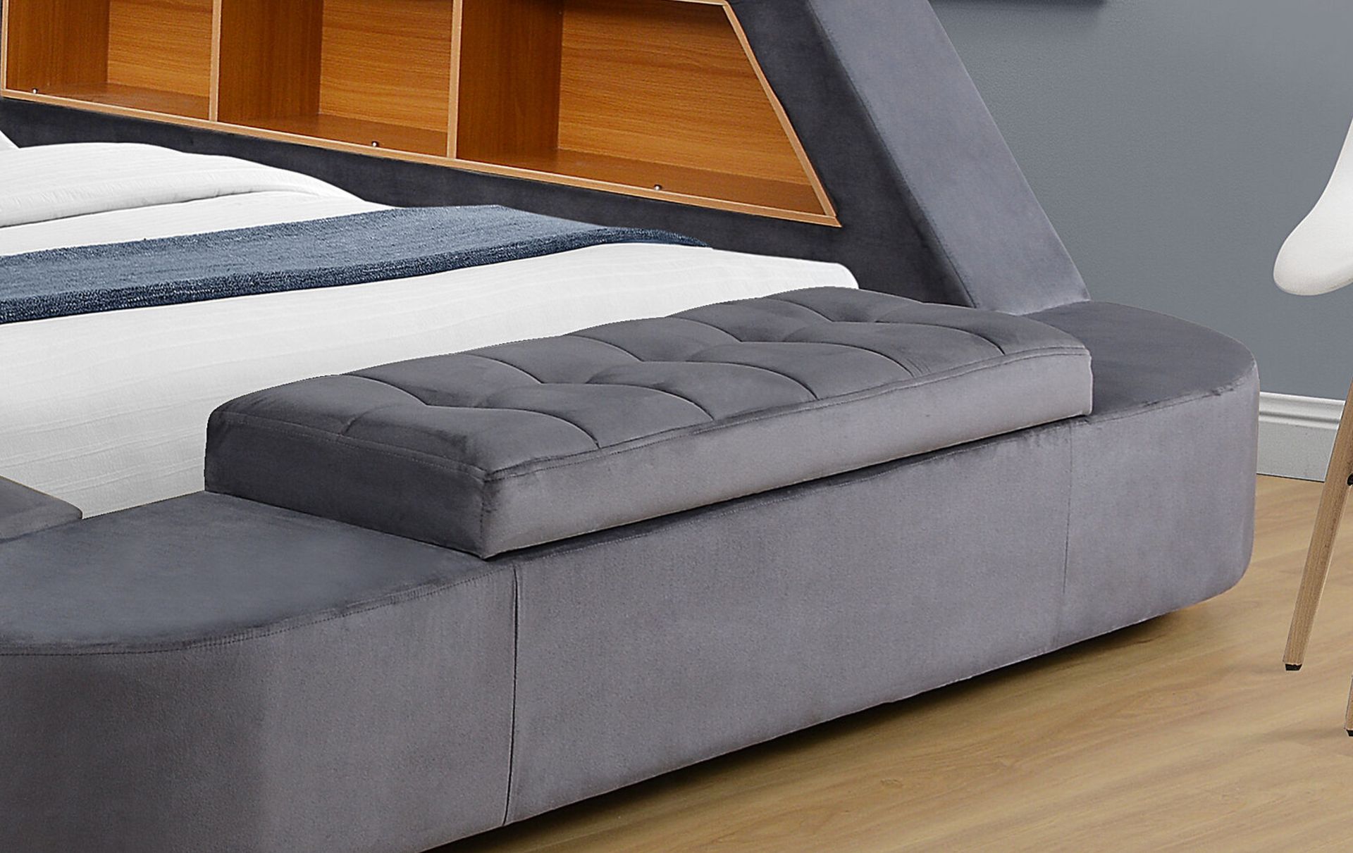 SUPER KING SIZED PLUSH VELVET BED WITH MASSAGE, SPEAKERS, LIGHT, STORAGE, SAFE RRP 2499.99 - Image 4 of 4