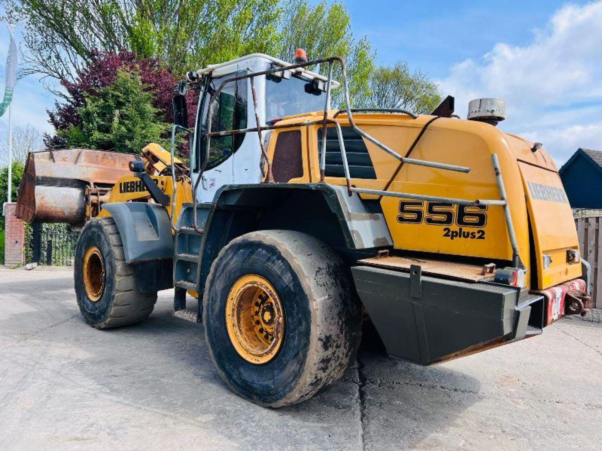 LIEBHERR L556 4WD LOADING SHOVEL *YEAR 2011* C/W REVERSE CAMERA - Image 12 of 29