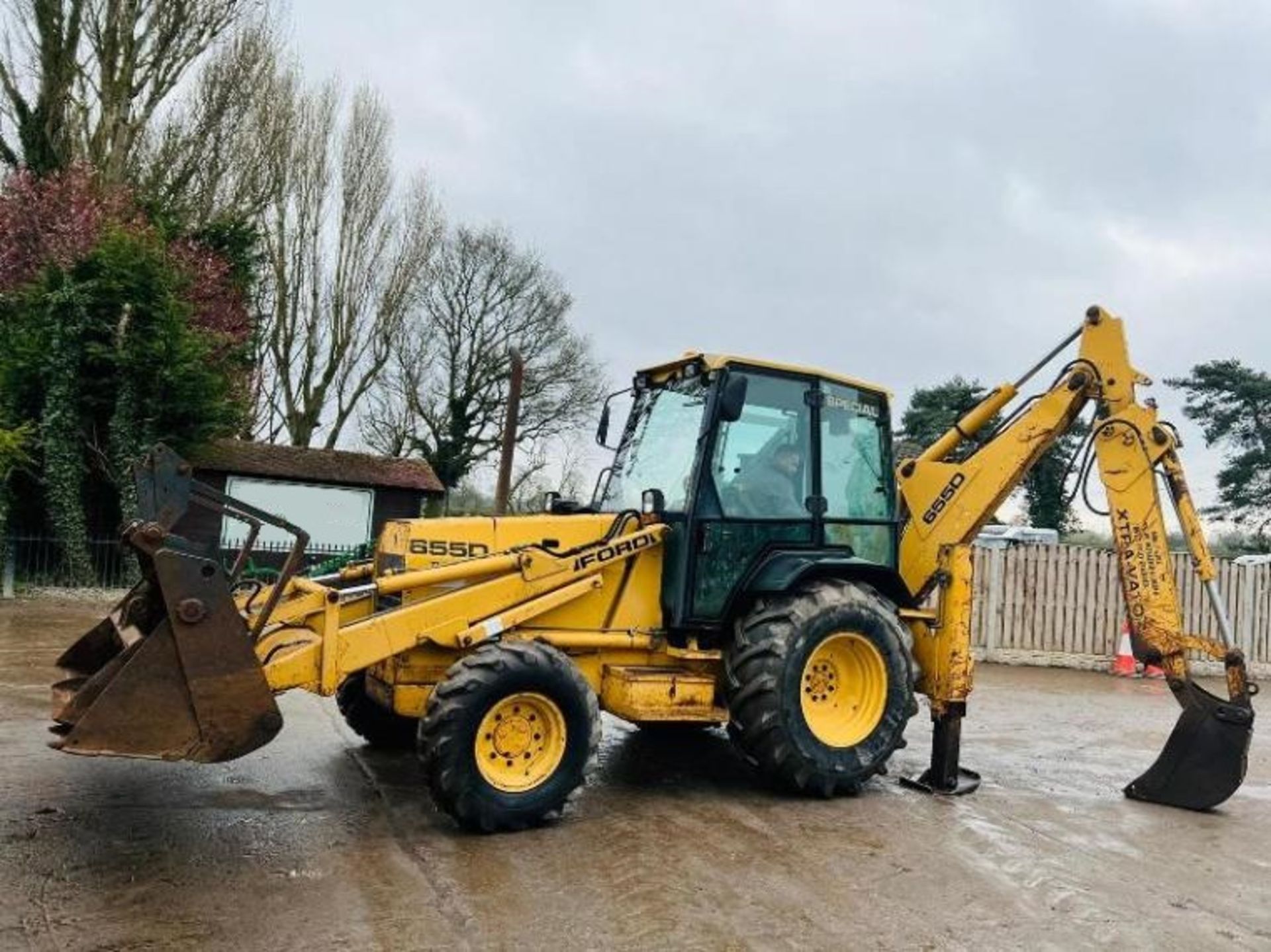 FORD 655D 4WD BACKHOE DIGGER C/W EXTENDING DIG - Bild 3 aus 19