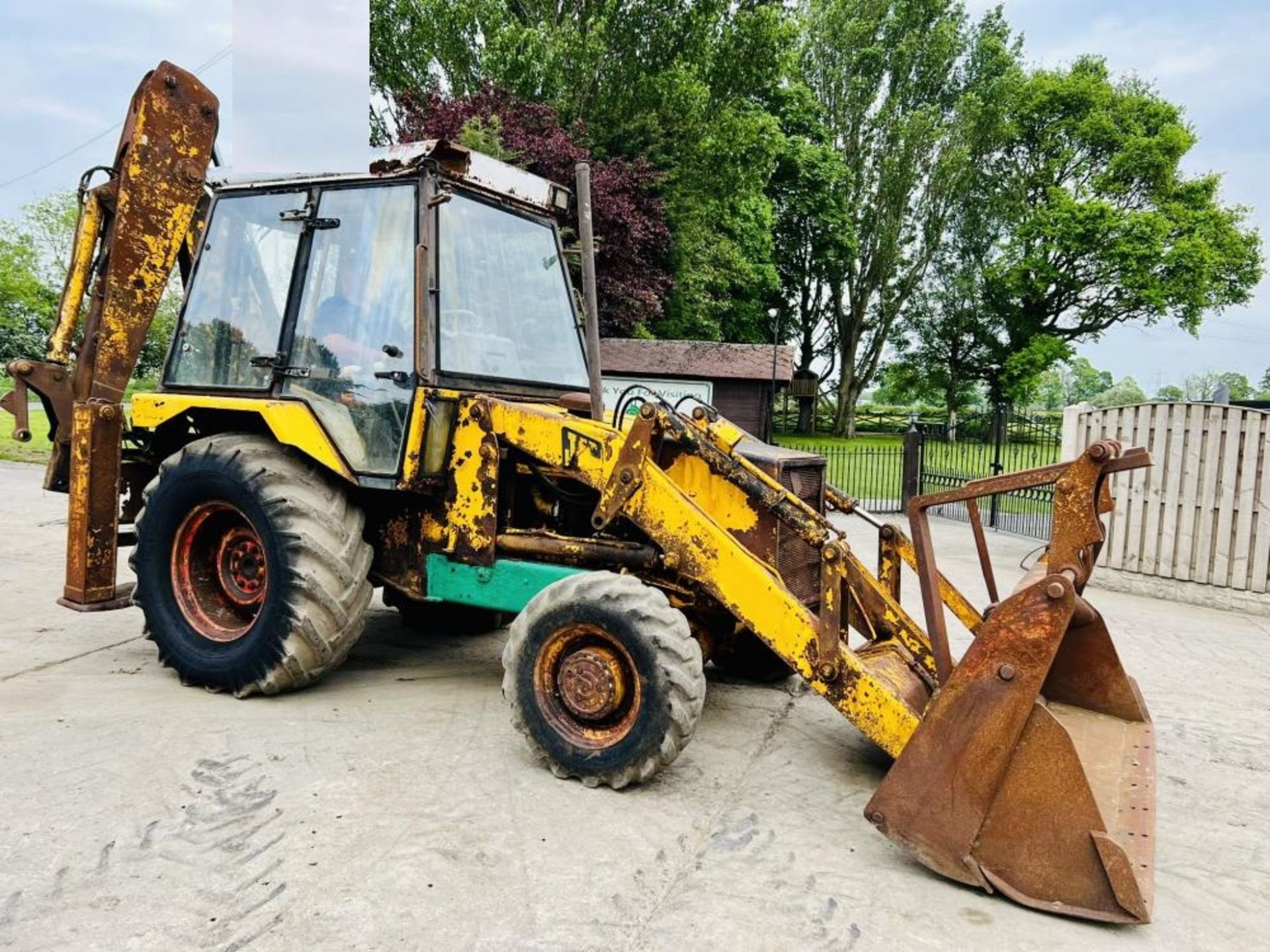 JCB 3CX PROJECT 7 4WD BACKHOE DIGGER C/W EXTENDING DIG - Image 10 of 13