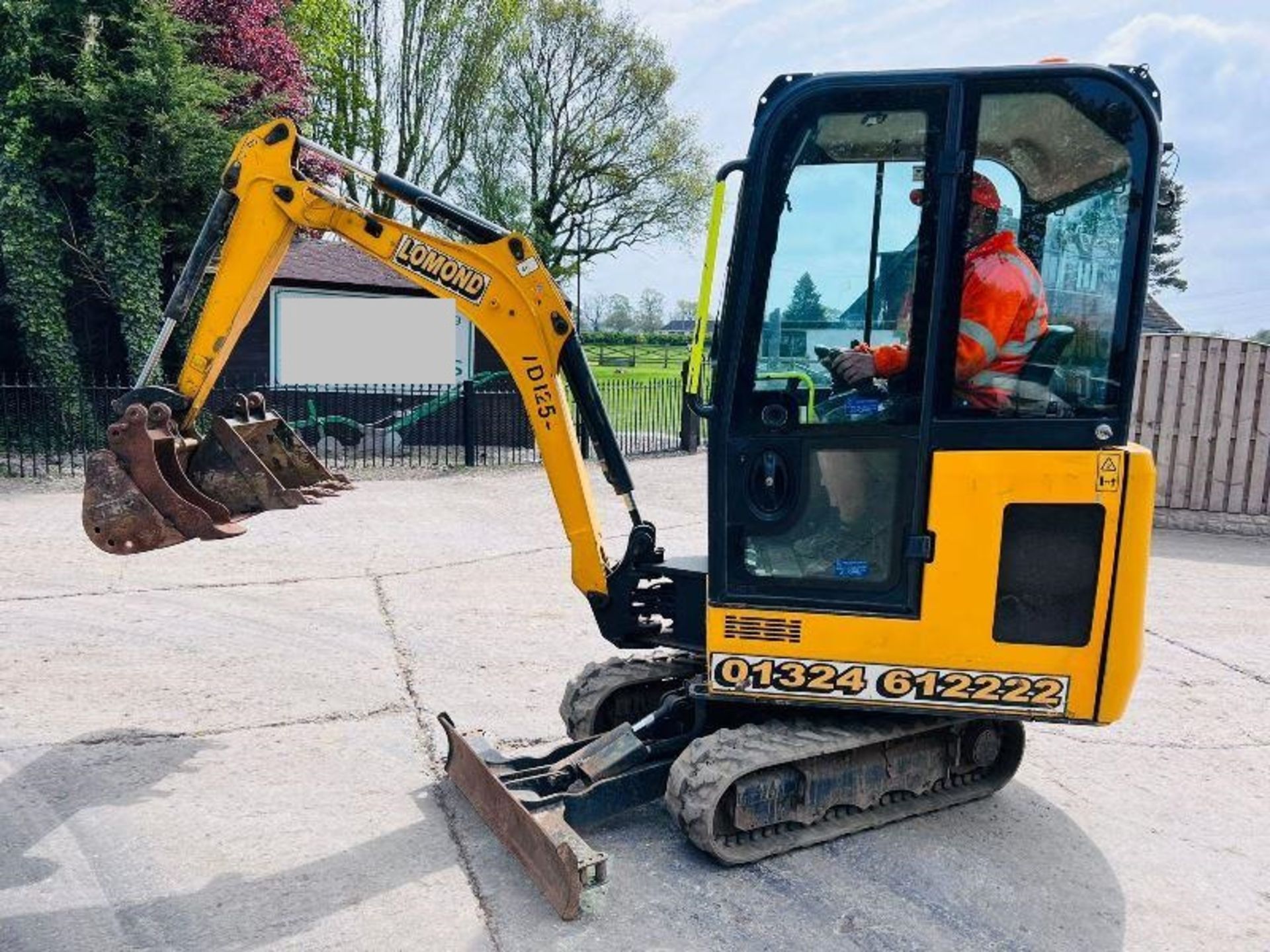 JCB 15 TRACKED EXCAVATOR *YEAR 2018 , CHOICE OF 2* C/W 3 X BUCKETS - Bild 15 aus 17