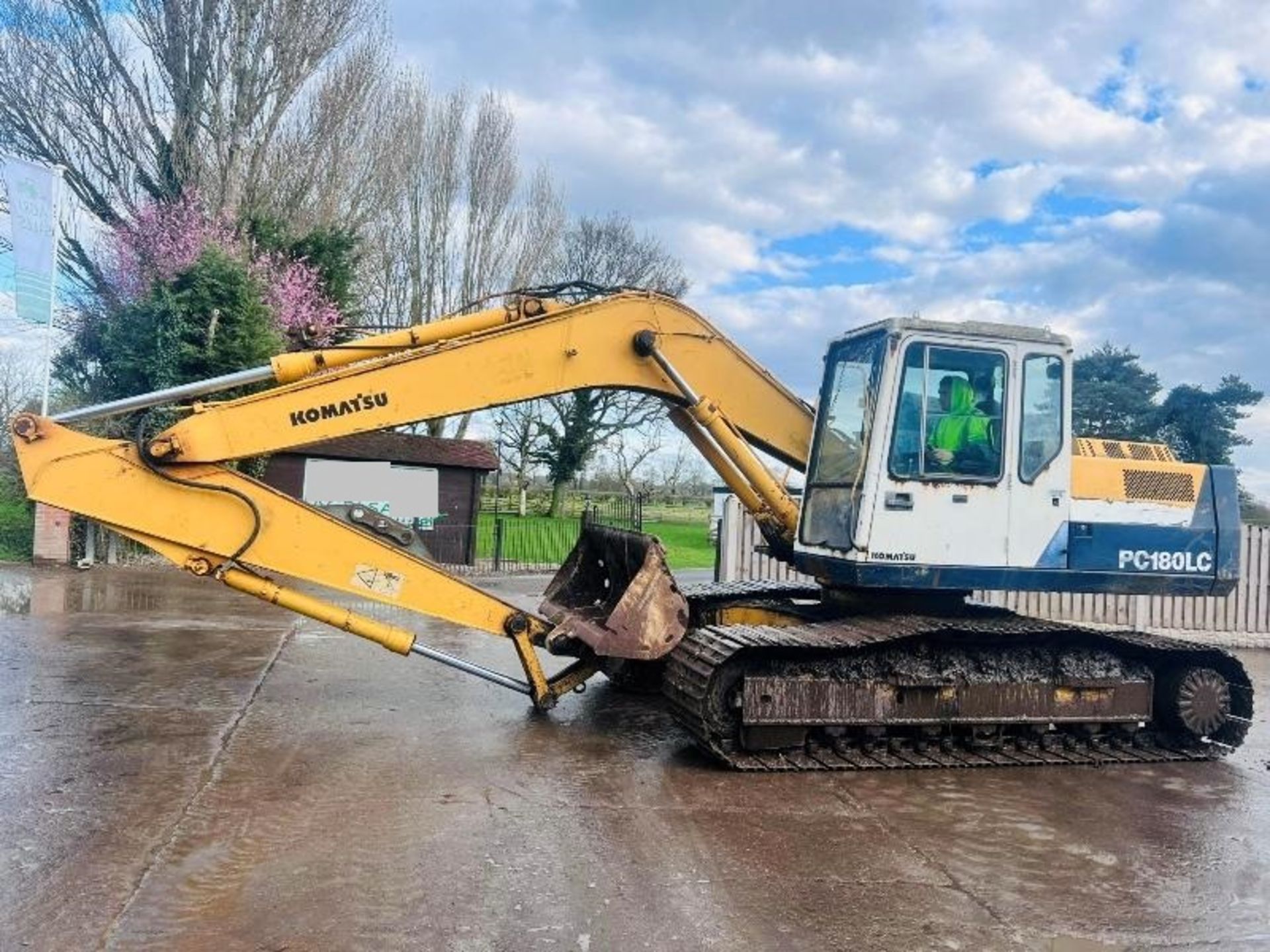 KOMATSU PC180LC-5K TRACKED EXCAVATOR C/W BUCKET - Bild 15 aus 20