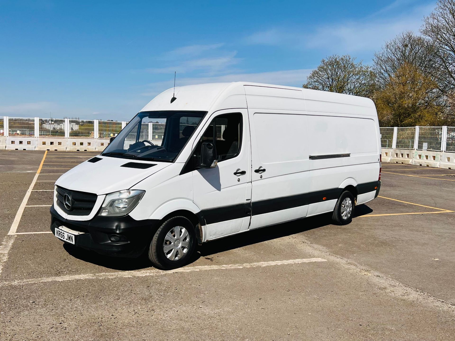 2016 MERCEDES SPRINTER 314 CDI CREWCAB 6 SEATER - Image 3 of 14