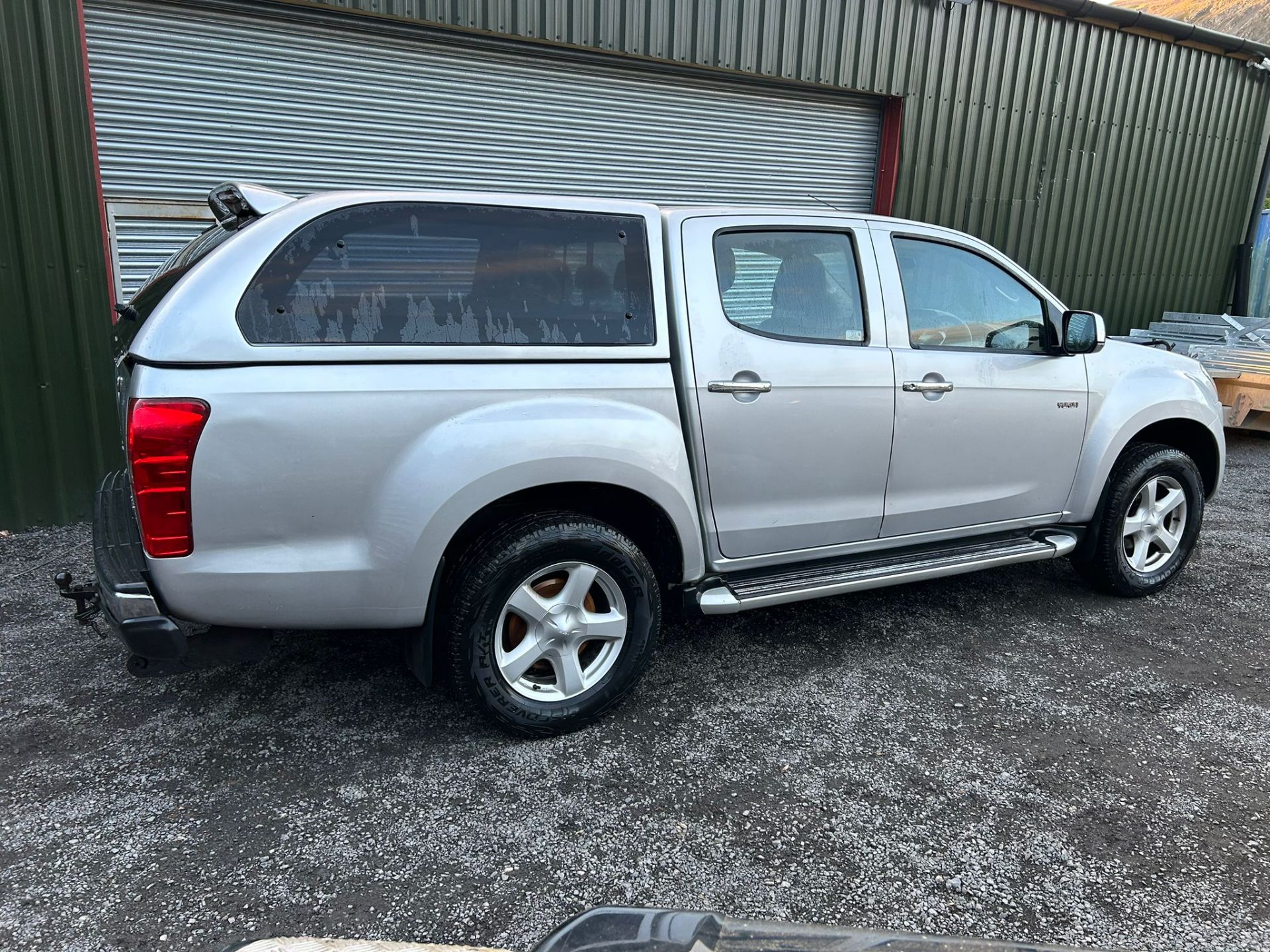 2014 64 PLATE ISUZU D-MAX YUKON TWIN TURBO D/C TD DOUBLE CAB PICK UP TRUCK - Image 3 of 11