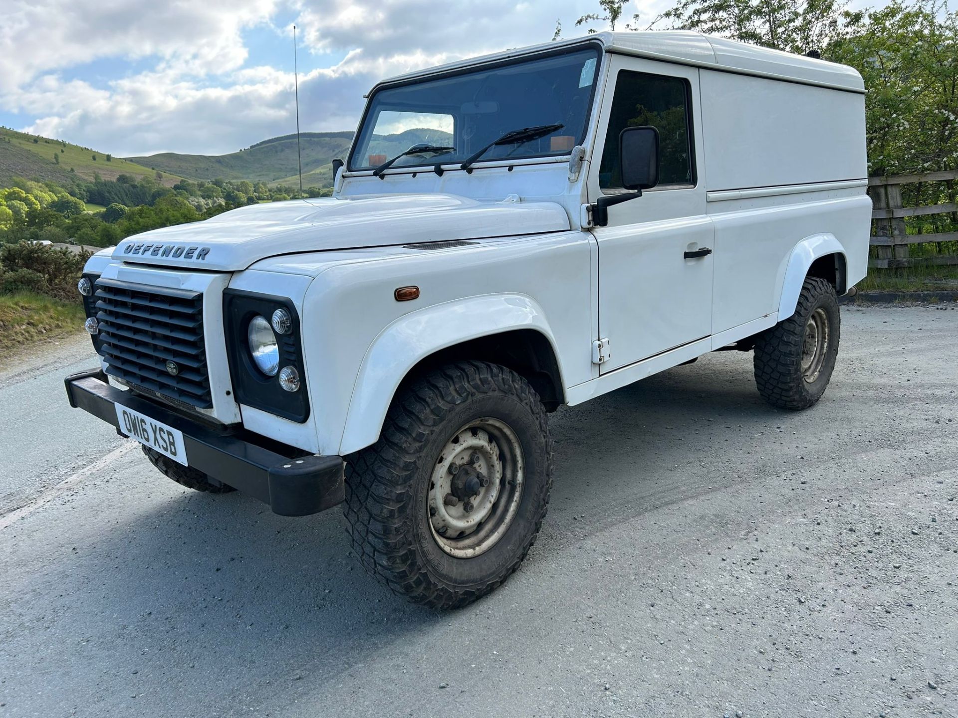 2016 LAND ROVER DEFENDER 110 HARDTOP - ONLY 92K MILES - Image 10 of 10