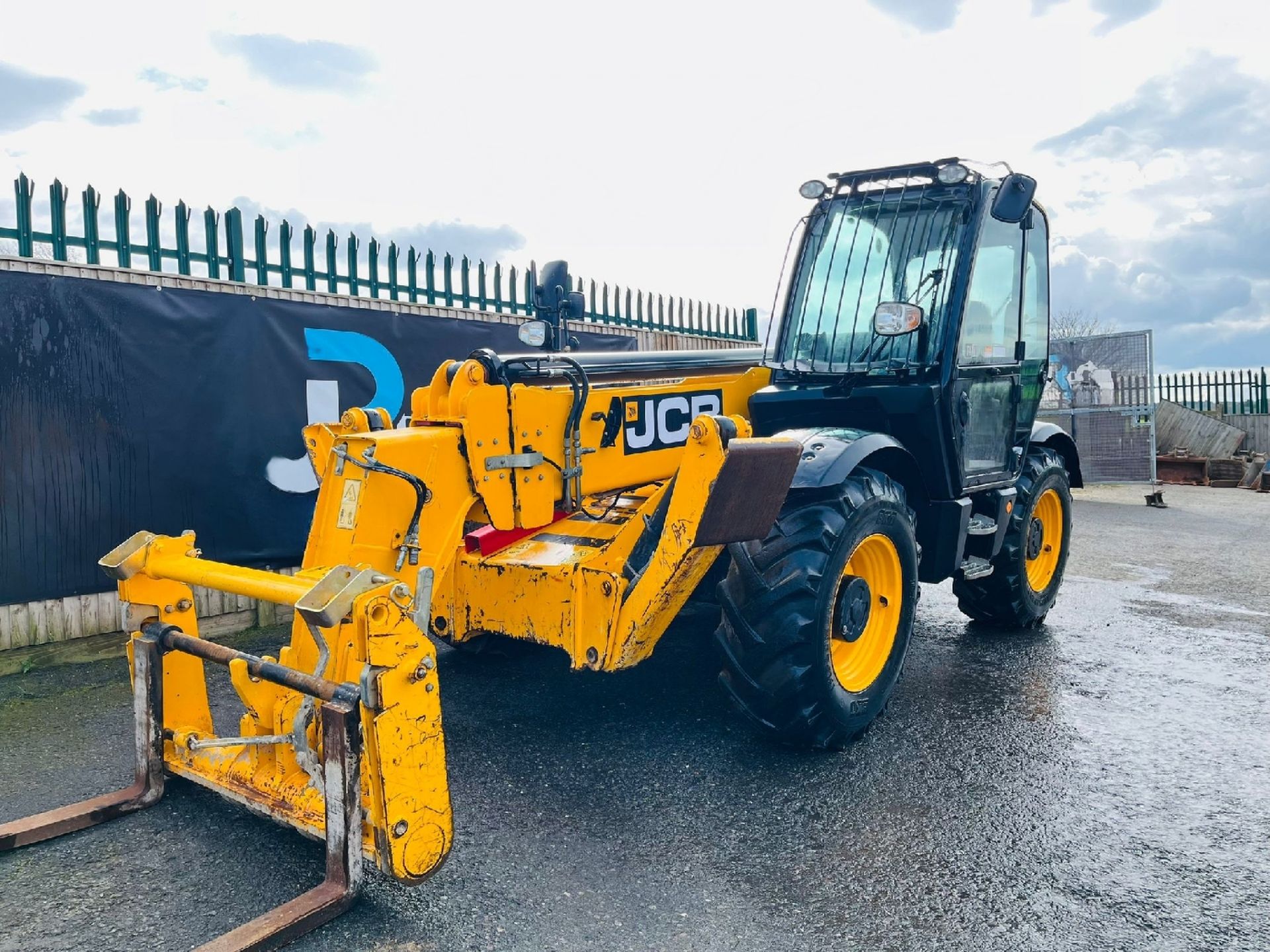 JCB 540-140 TELEHANDLER 2017 5859 HOURS 14M REACH 4TON LIFT SWAY STABILIZER OVERLOAD PROTECTION - Image 5 of 5