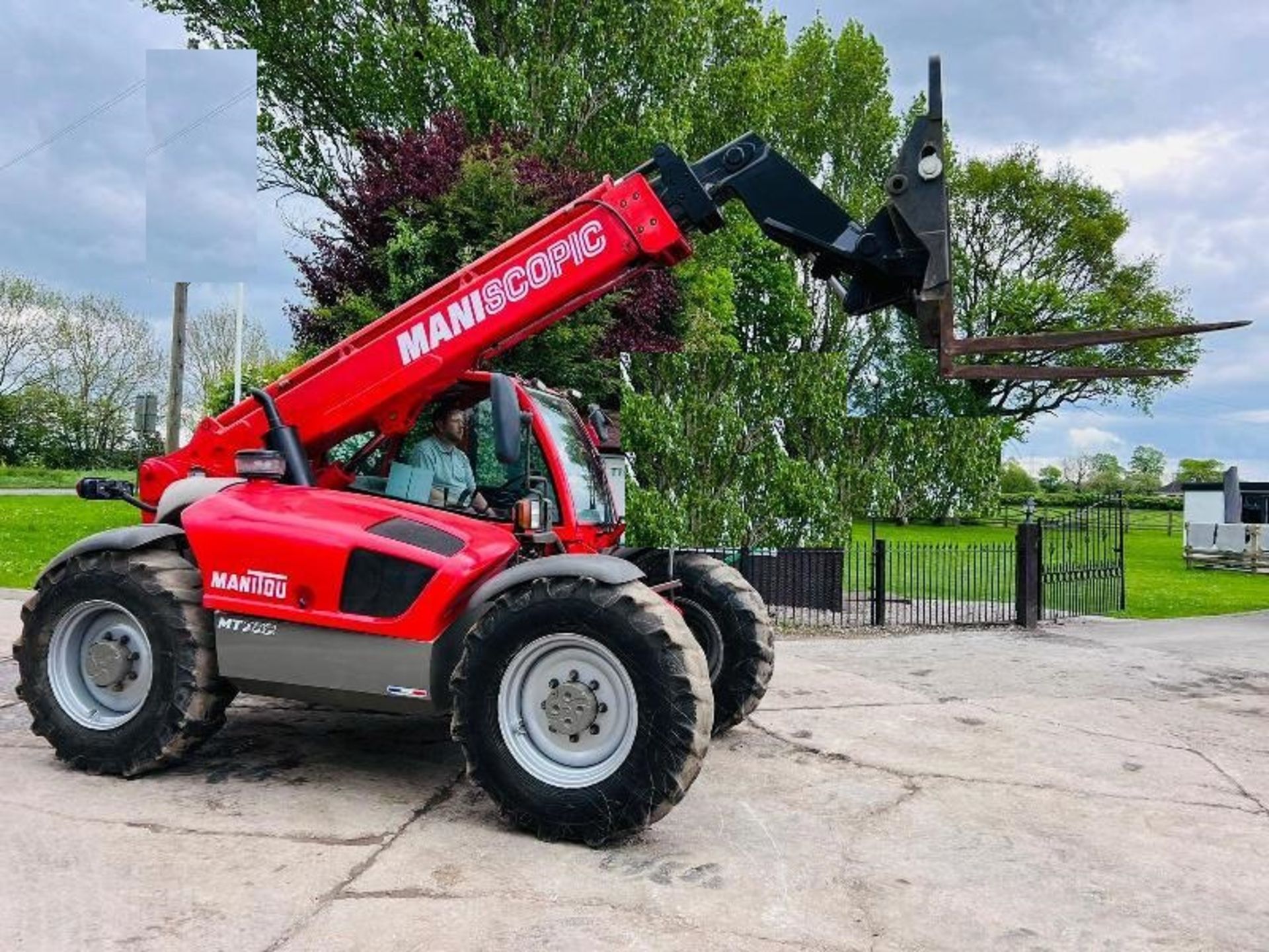 MANITOU MLT932 4WD TELEHANDLER * 9 METER REACH * C/W PALLET TINES - Image 21 of 24