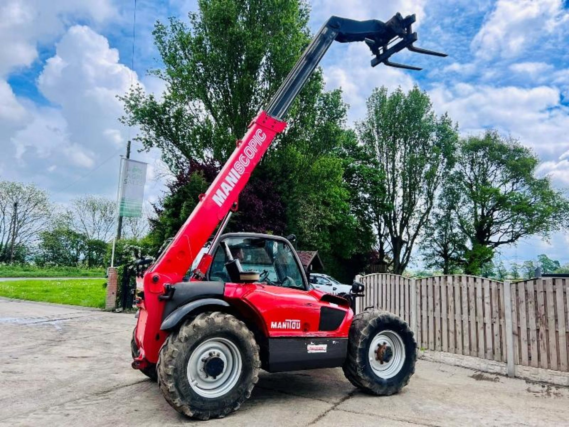 MANITOU MLT630 TURBO 4WD TELEHANDLER * AG-SPEC * C/W PICK UP HITCH - Image 15 of 23