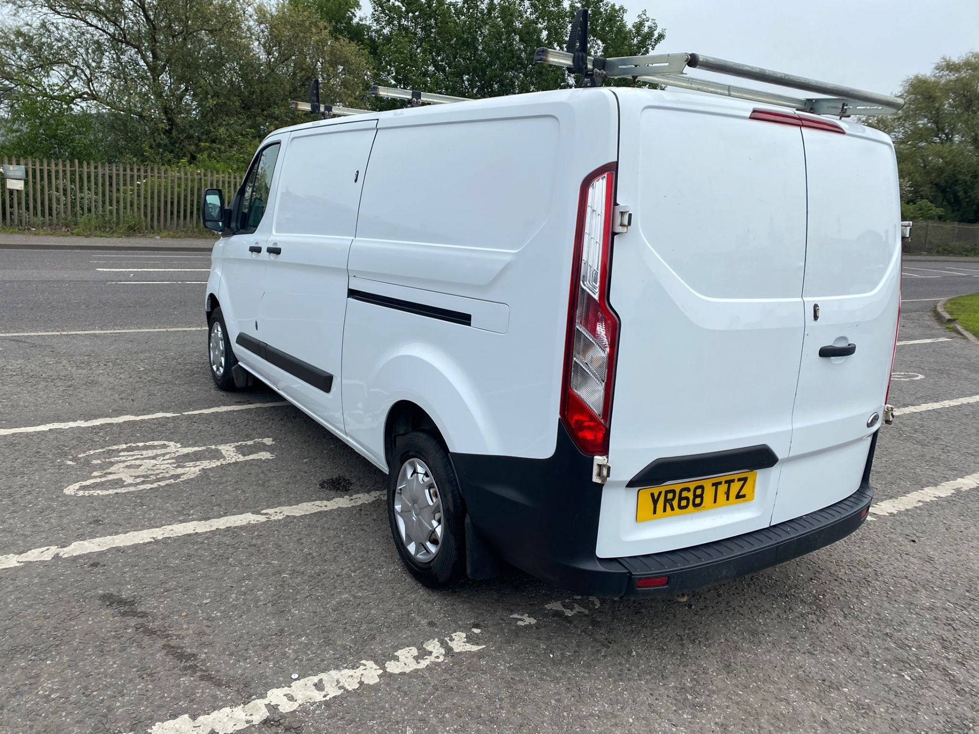 2018 68 FORD TRANSIT CUSTOM LWB PANEL VAN - 71K MILES - EURO 6 - FACELIFT. - Image 3 of 10