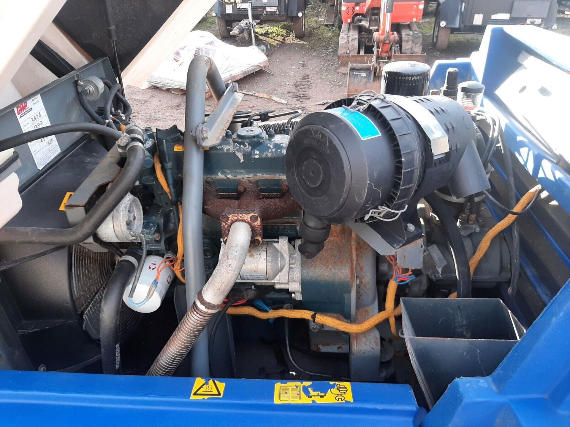 ATLAS COPCO XAS37 COMPRESSOR KUBOTA ENGINE 88CFM - Image 6 of 8