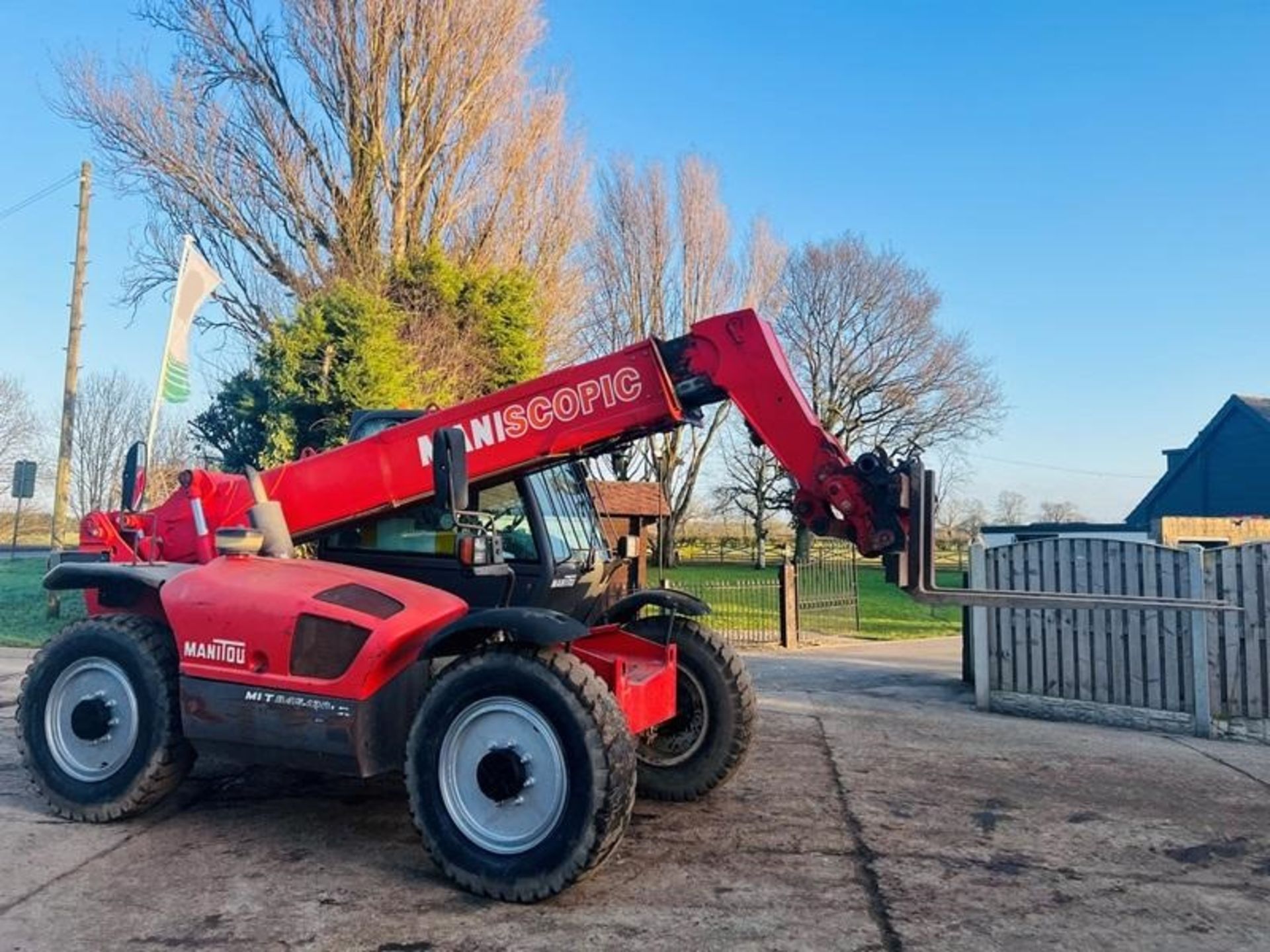 MANITOU MLT845-120 4WD TELEHANDLER C/W PALLET TINES - Image 12 of 14