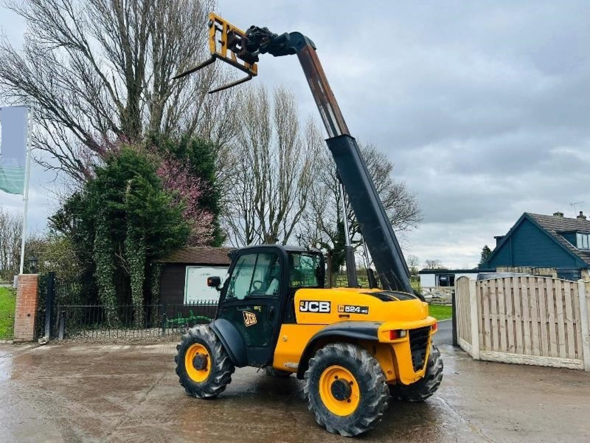 JCB 524-50 4WD TELEHANDLER C/W JOYSTICK CONTROL & PALLET TINES - Image 4 of 20