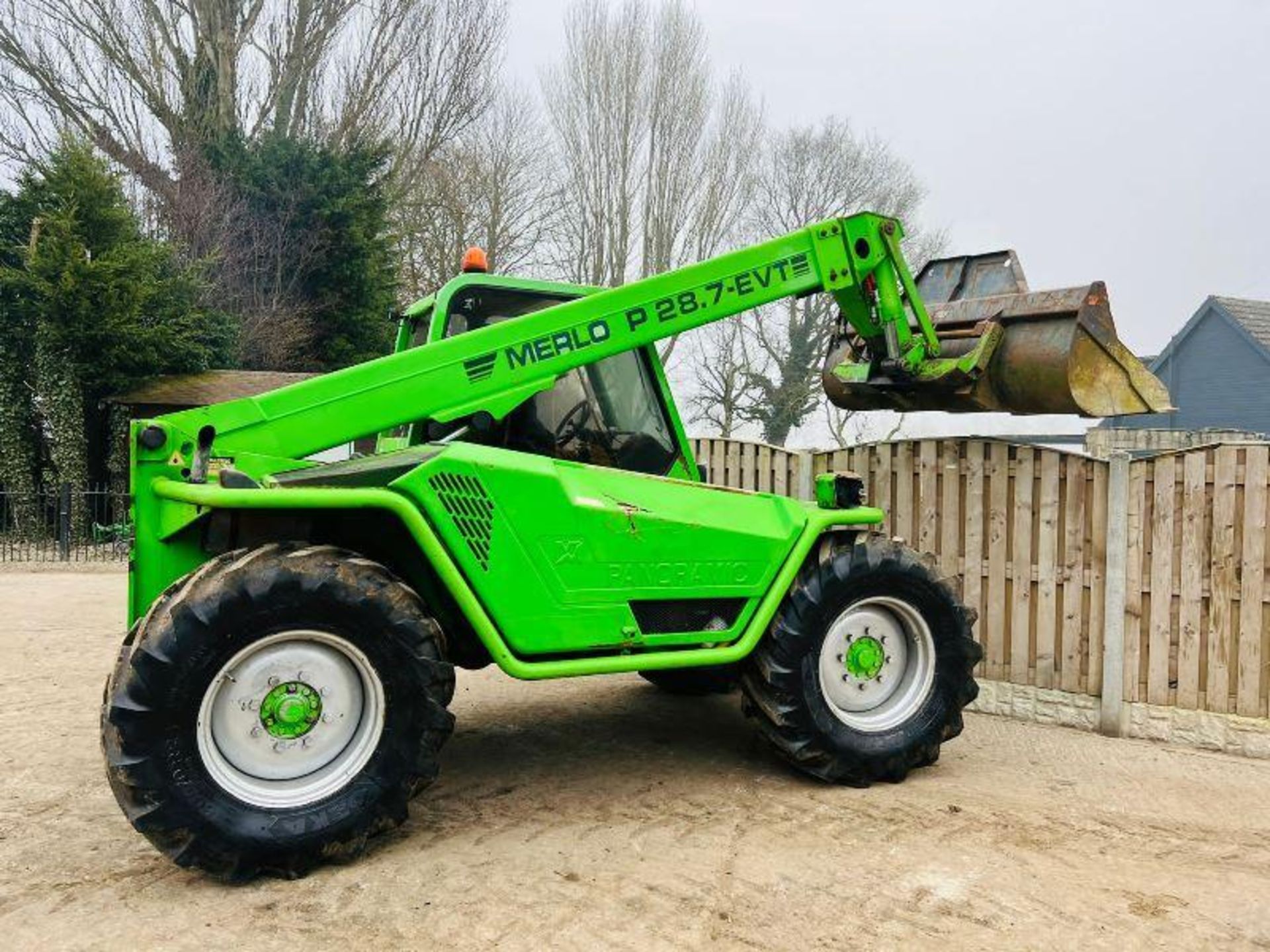 MERLO P28.7 4WD TELEHANDLER C/W PALLET TINES & BRAND NEW TYRES - Image 9 of 14