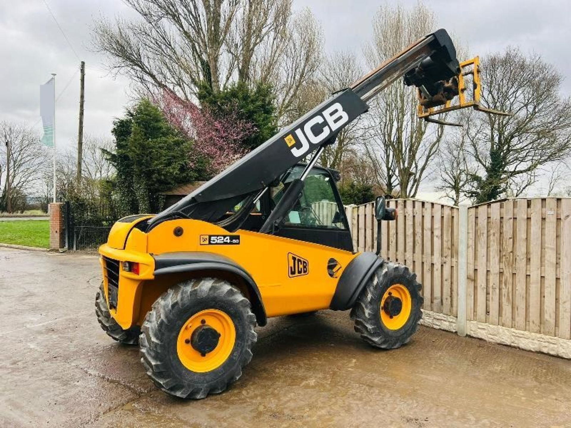 JCB 524-50 4WD TELEHANDLER C/W JOYSTICK CONTROL & PALLET TINES - Image 13 of 20