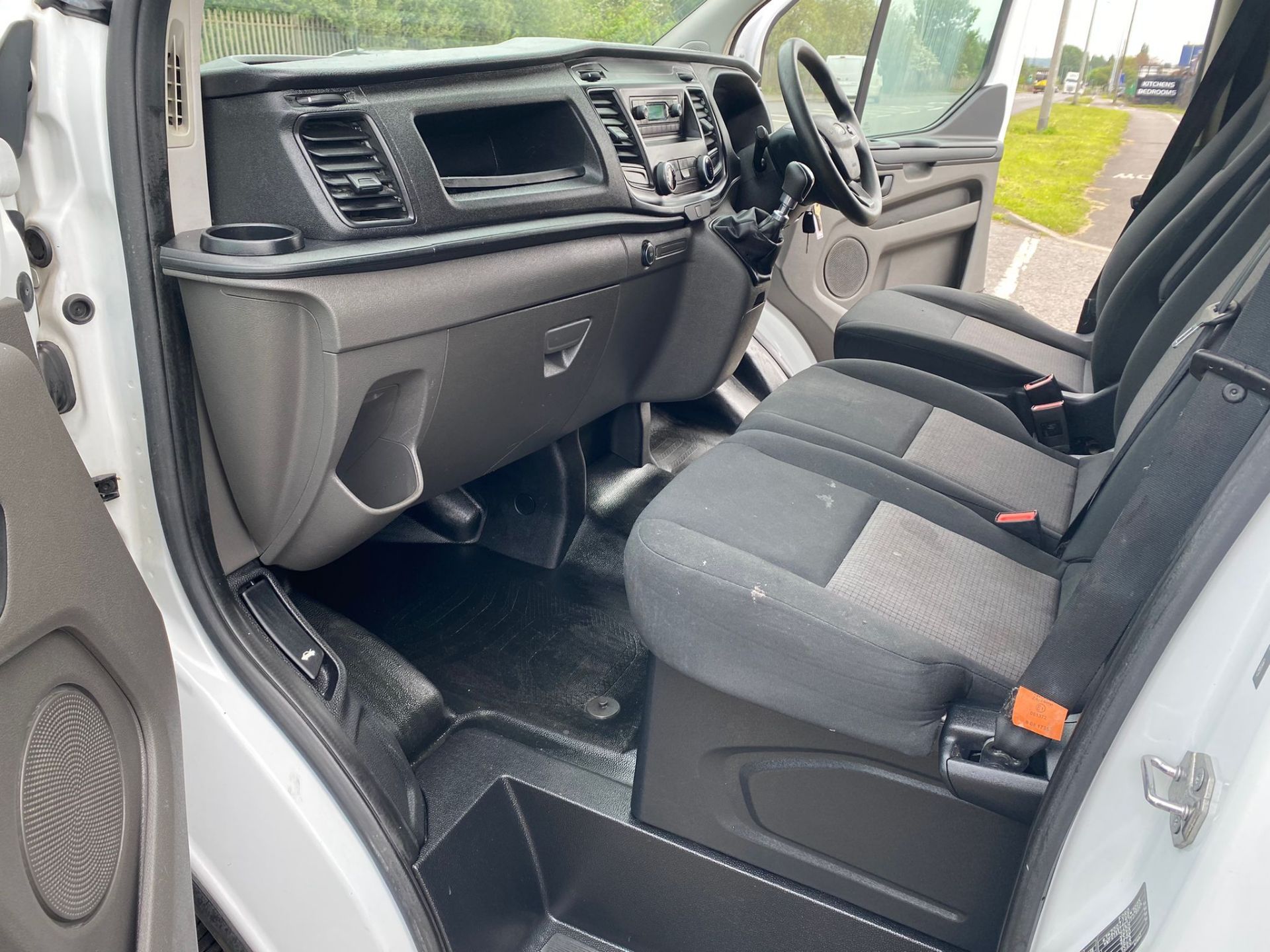 2018 68 FORD TRANSIT CUSTOM LWB PANEL VAN - 71K MILES - EURO 6 - FACELIFT. - Image 10 of 10