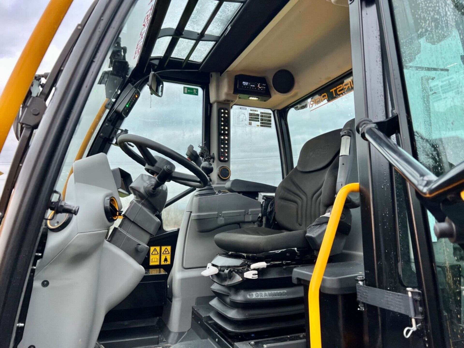 *870 HOURS* - 2021 JCB TM420S AGRI STAGE 5 - LOADER / LOADALL / TELEHANDLER / WARRANTY - Image 8 of 11