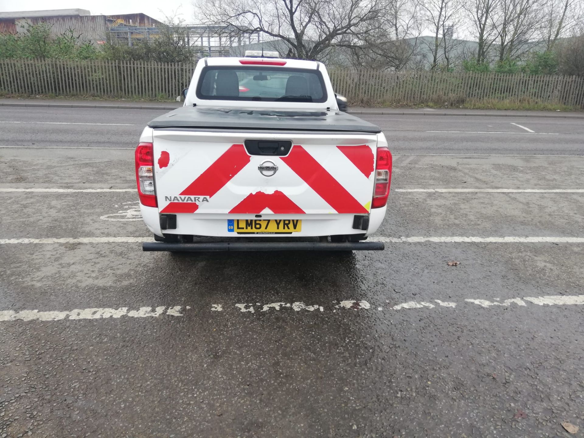 2017 67 NISSAN NAVARA KING CAB 4X4 PICK UP - 100K MILES - FULL DEALER HISTORY - EURO 6 - Image 7 of 10