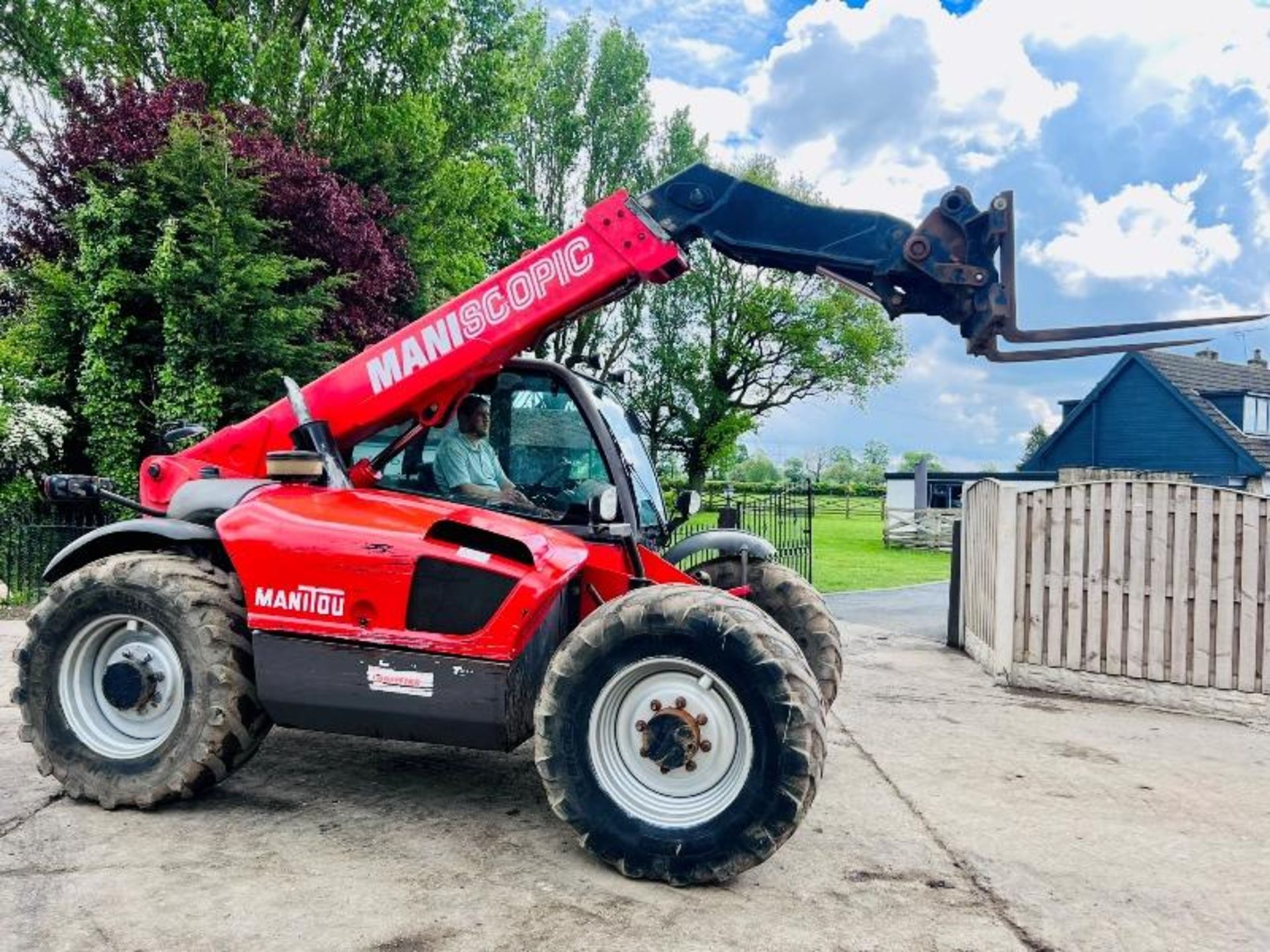 MANITOU MLT630 TURBO 4WD TELEHANDLER * AG-SPEC * C/W PICK UP HITCH - Image 16 of 23
