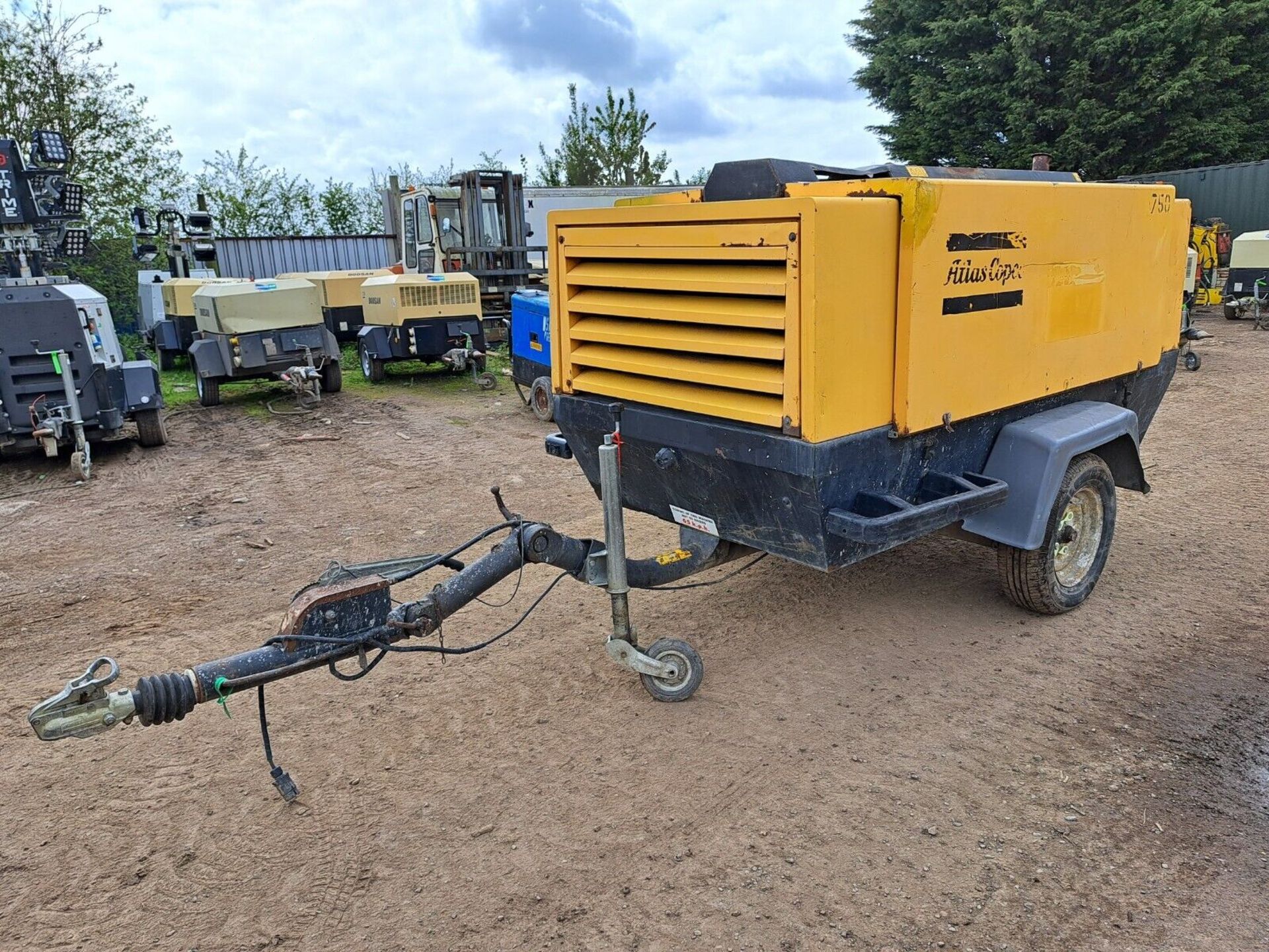 ATLAS COPCO XATS116 DIESEL COMPRESSOR 250CFM - Image 2 of 8