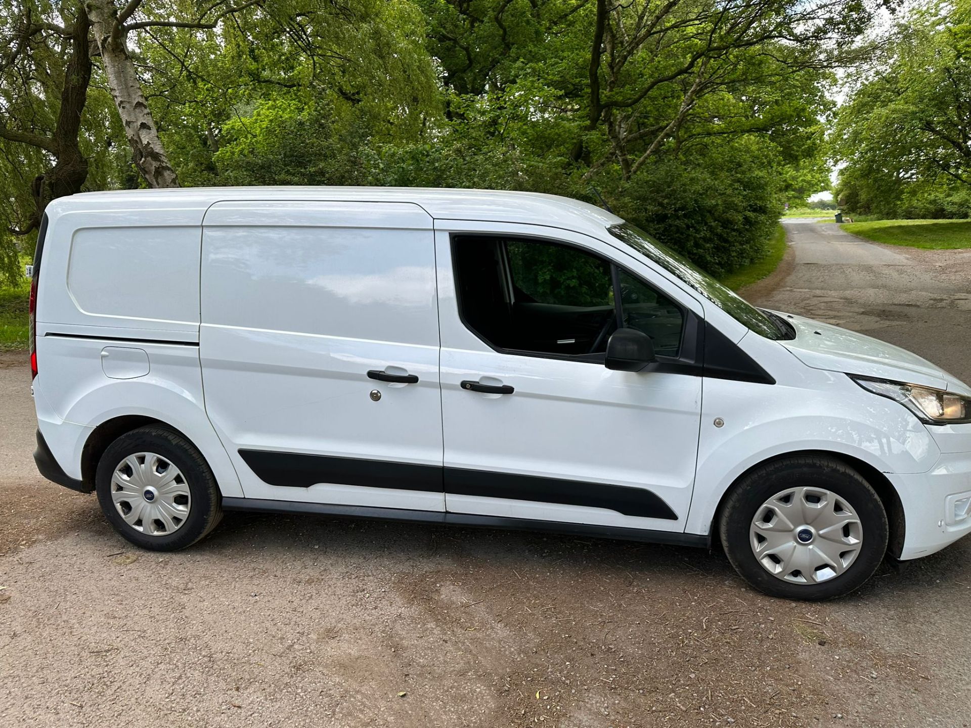 2019 68 FORD TRABSIT CONNECT TREND PANEL VAN - 113K MILES - NEWER SHAPE - EURO 6 - LWB - Image 8 of 10