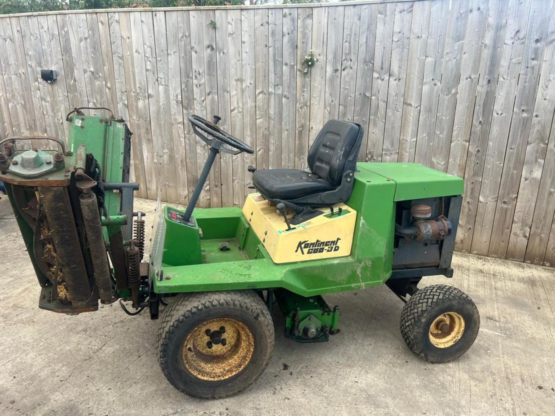 JOHN DEERE ROBERINE 900 CYLINDER MOWER - Image 6 of 7