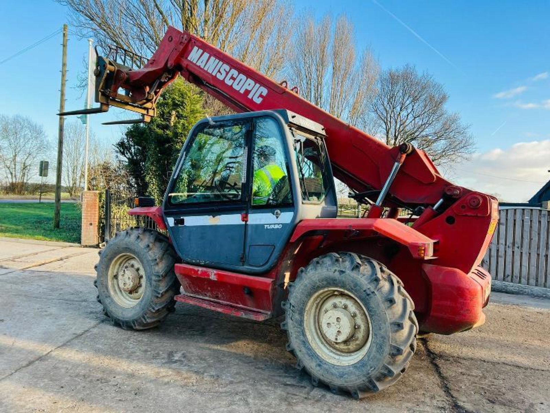 MANITOU MT1240 4WD TELEHANDLER * 12 METER * C/W PALLET TINES - Image 2 of 12