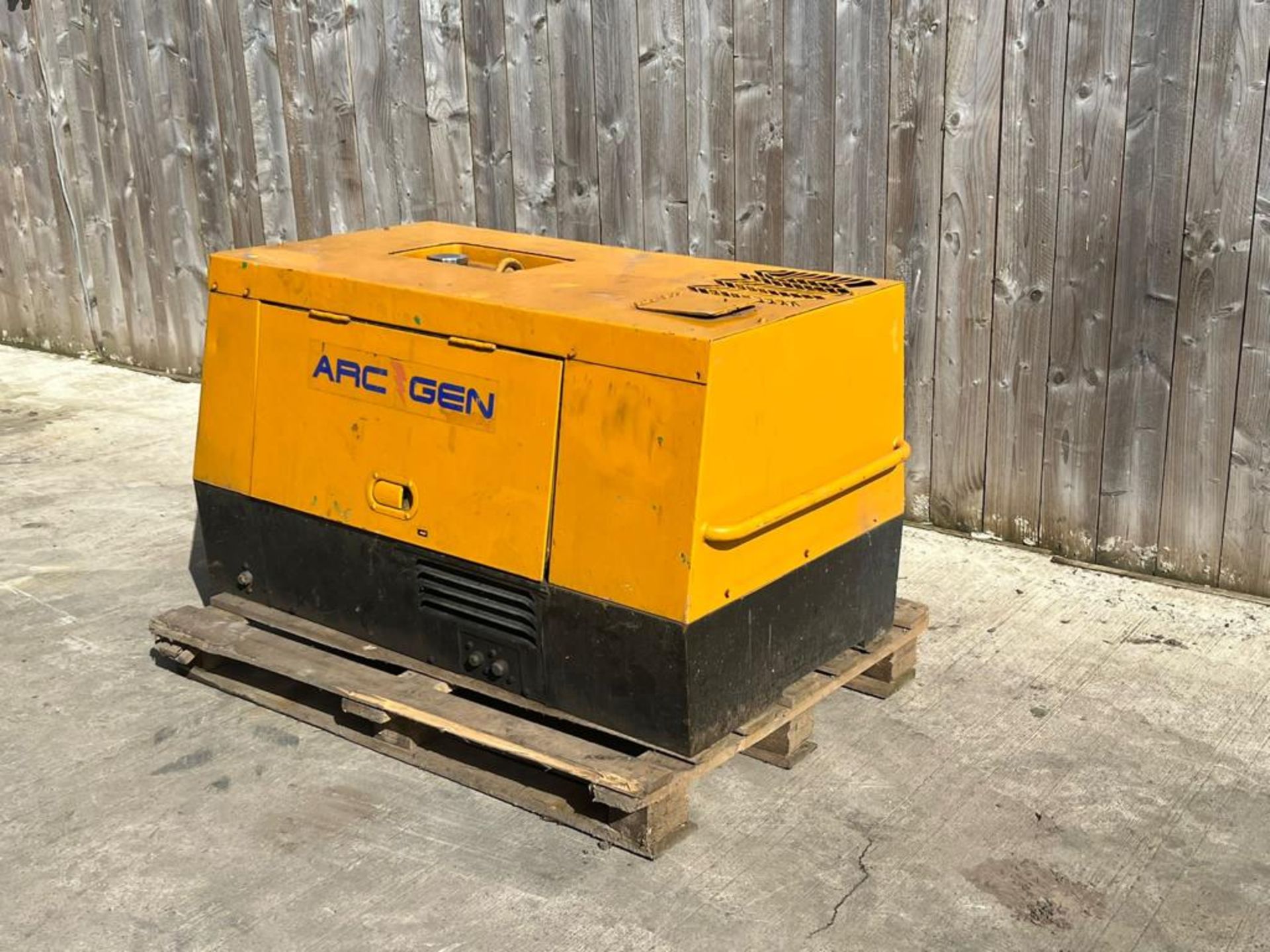 ARC GEN DIESEL WELDER GENERATOR - Image 3 of 6