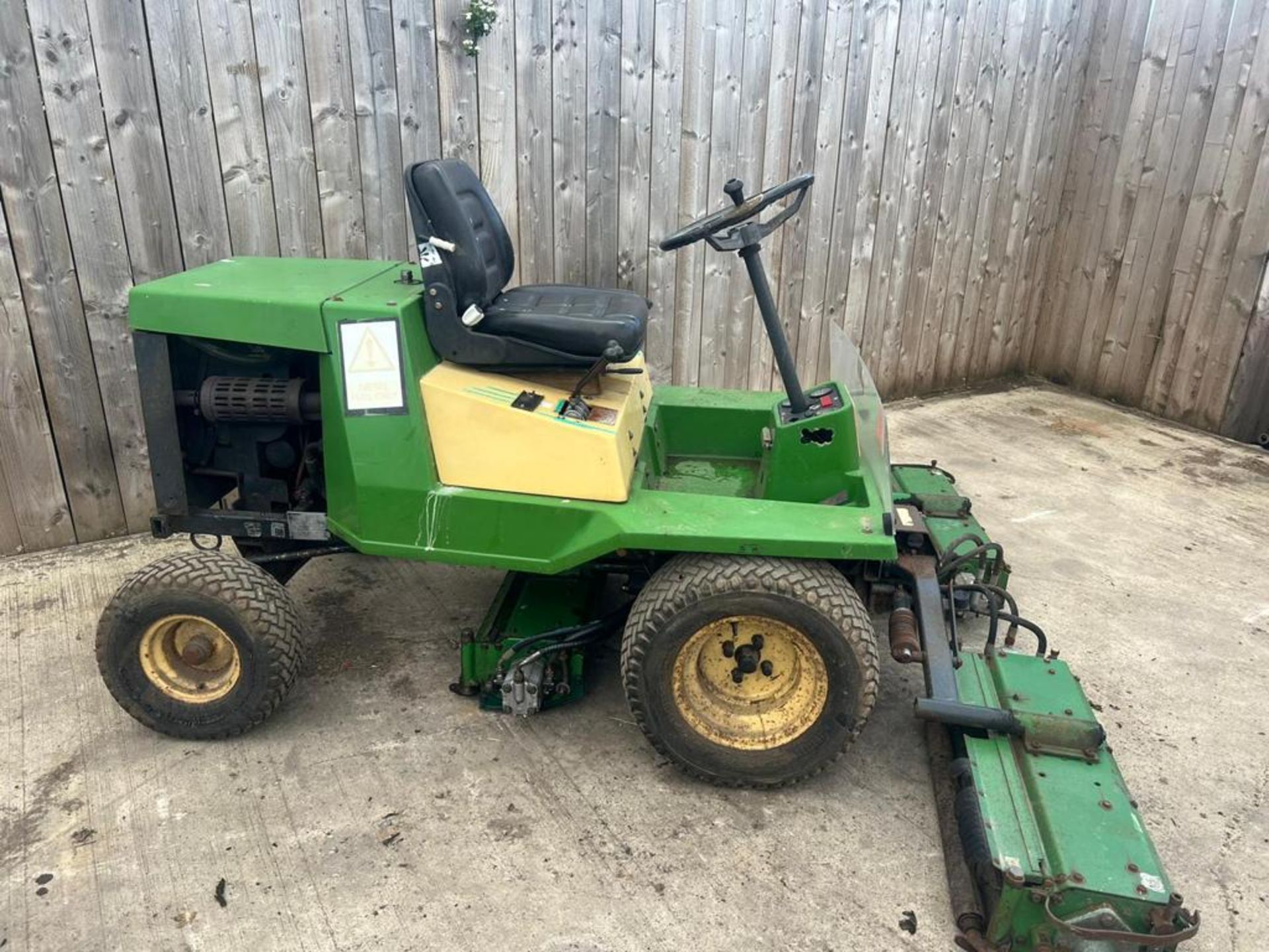 JOHN DEERE ROBERINE 900 CYLINDER MOWER - Image 7 of 7