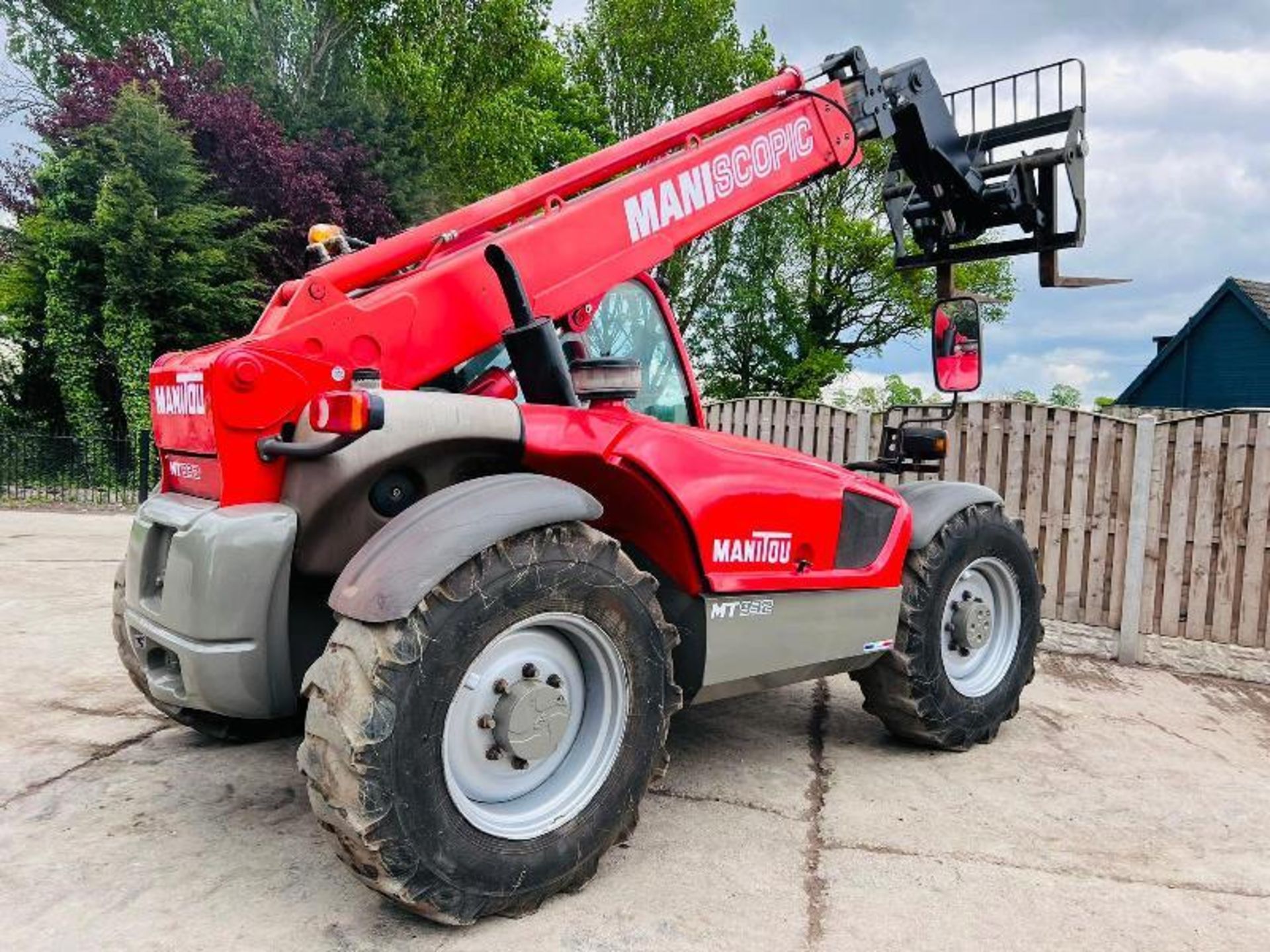 MANITOU MLT932 4WD TELEHANDLER * 9 METER REACH * C/W PALLET TINES - Image 13 of 24