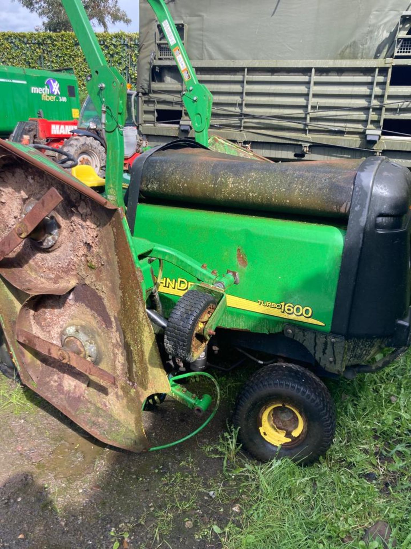 2002 JOHN DEERE 1600 RIDE ON MOWER - Bild 6 aus 7