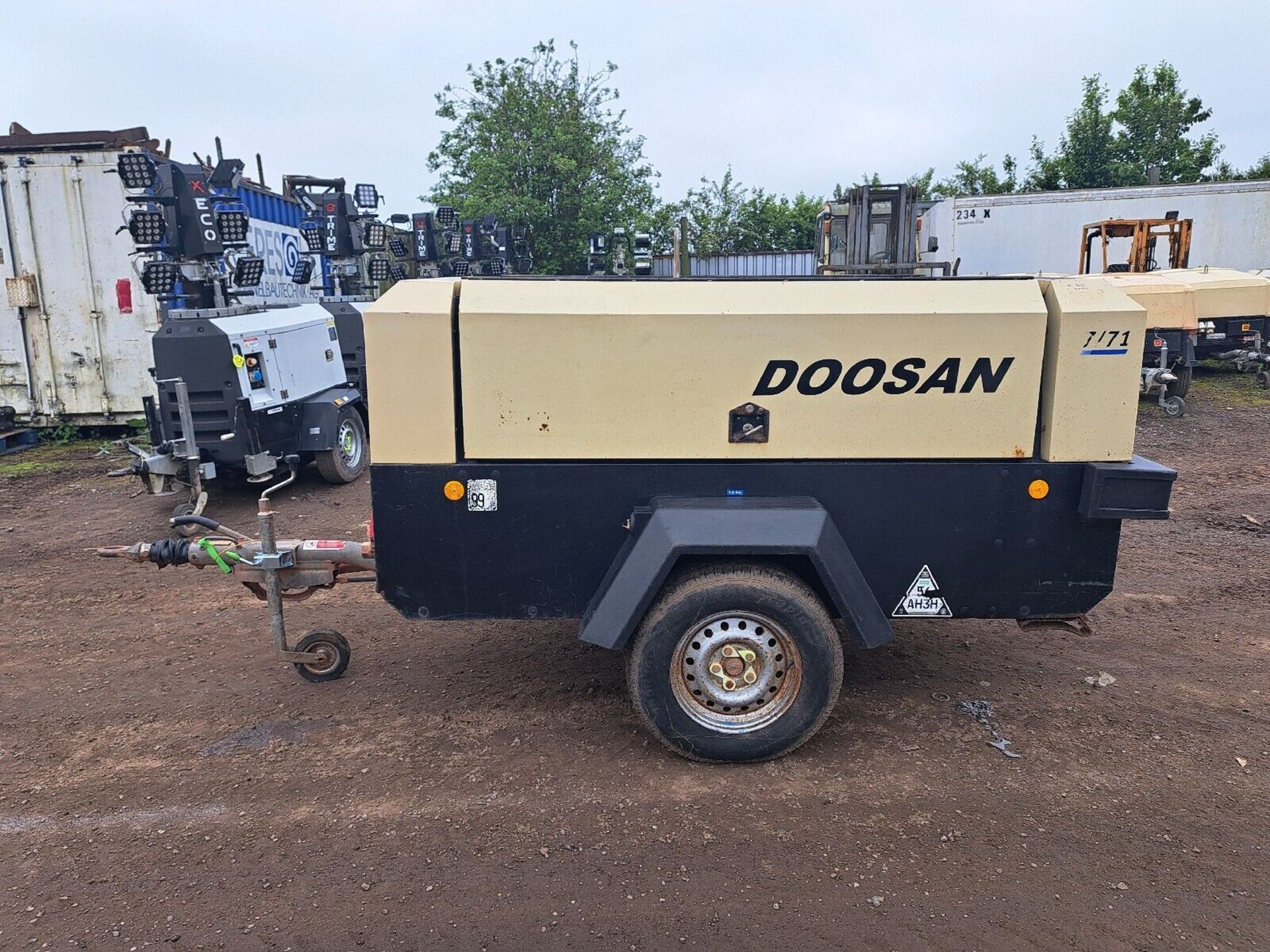 DOOSAN COMPRESSOR 7/71 PORTABLE COMPRESSOR 260CFM FINANCE OPTIONS