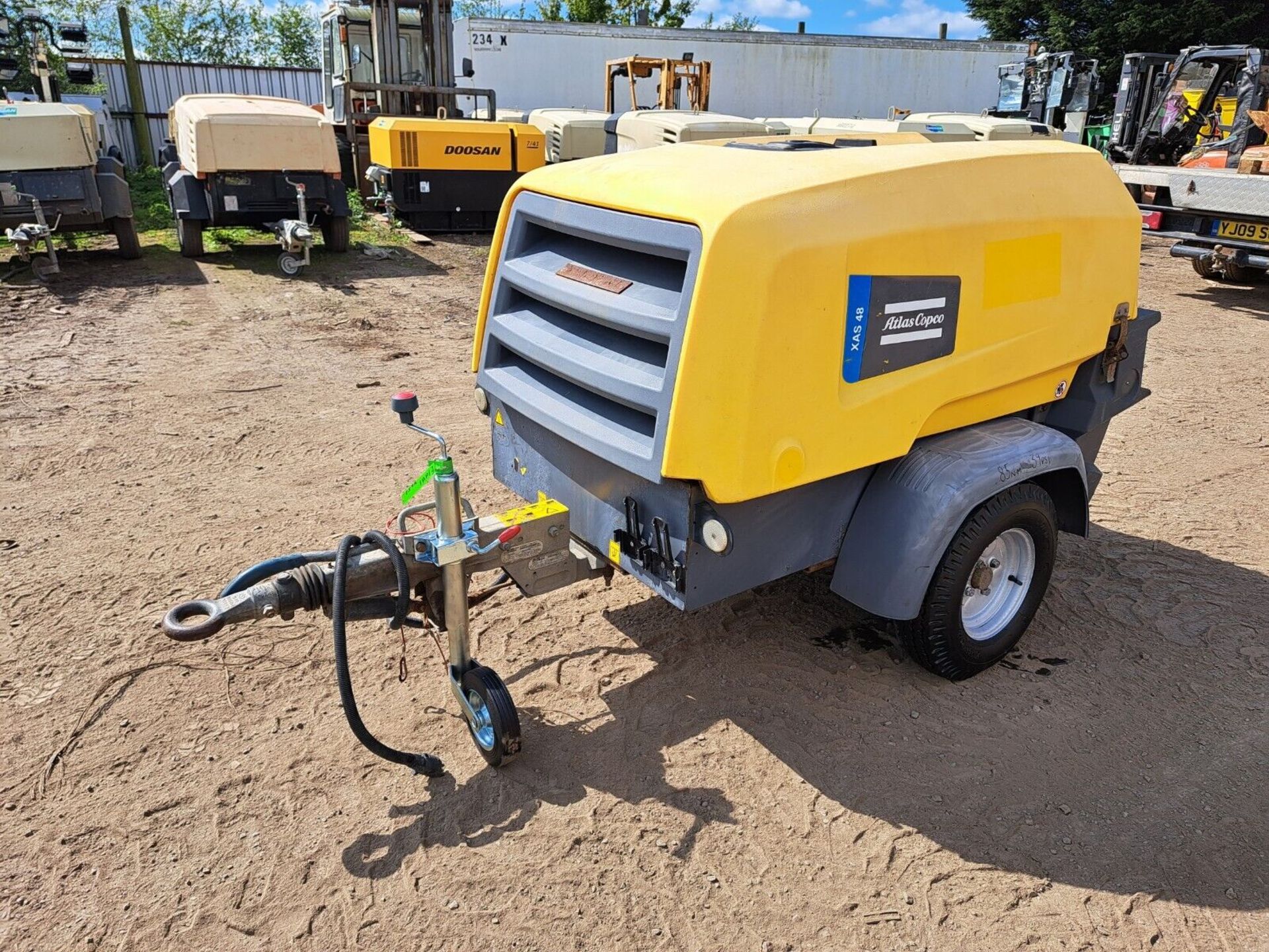 ATLAS COPCO XAS 48 DIESEL COMPRESSOR ONLY 290 HOURS