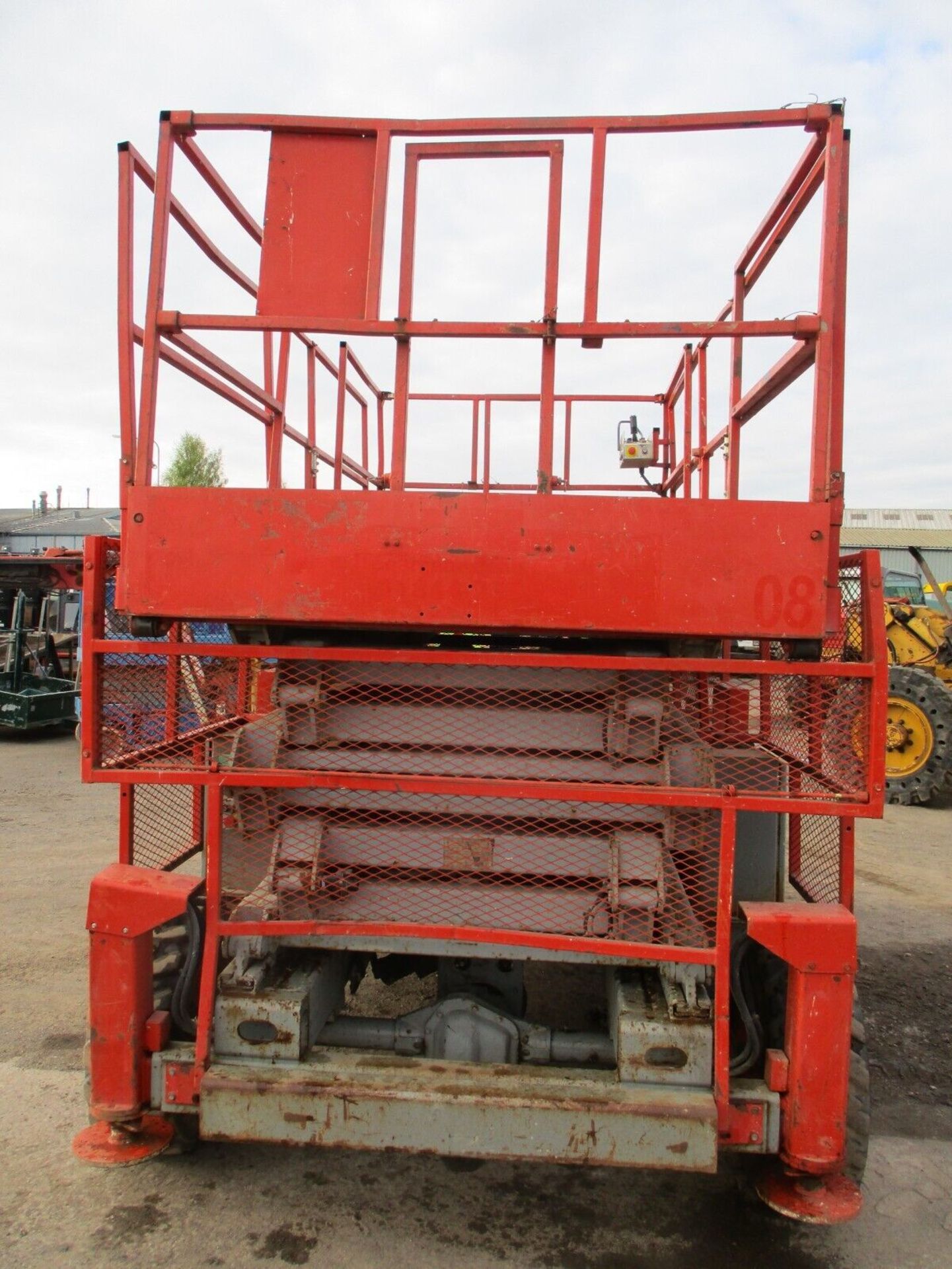 SKYJACK 8841 SCISSOR LIFT ACCESS PLATFORM CHERRY PICKER MEWP GENIE - Image 3 of 14