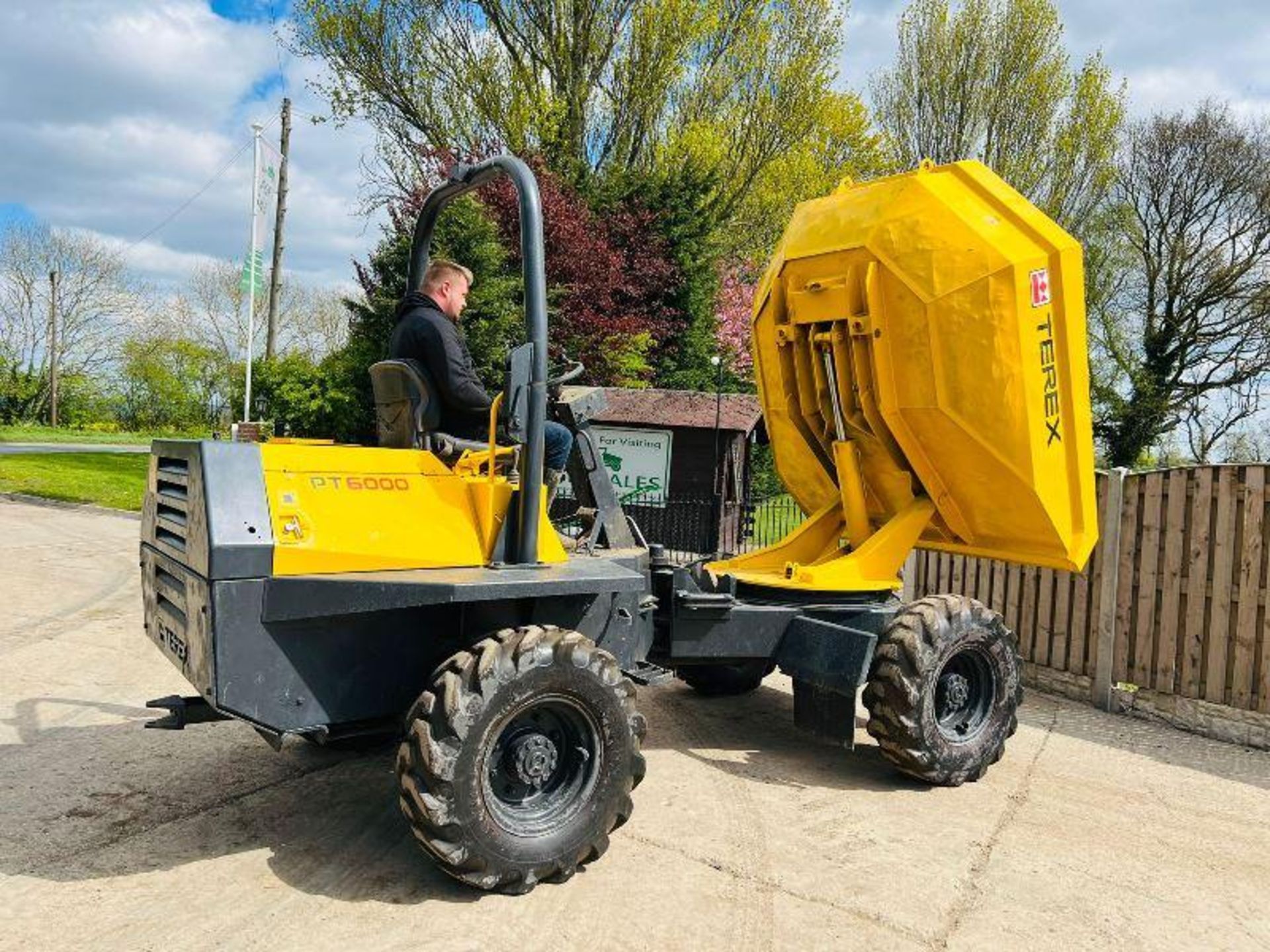 TEREX PT6000 4WD SWIVEL TIP DUMPER C/W ROLE BAR - Image 3 of 19