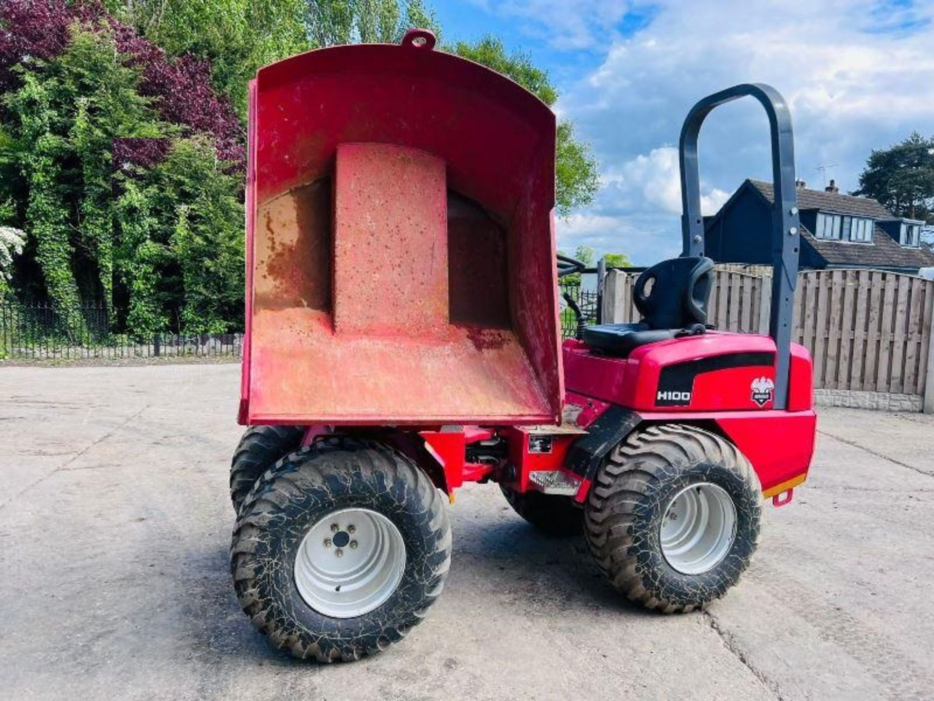 HERACLES H100 1TON SWIVEL TIP DUMPER * YEAR 2022 , ONLY 29 HOURS - Image 5 of 20