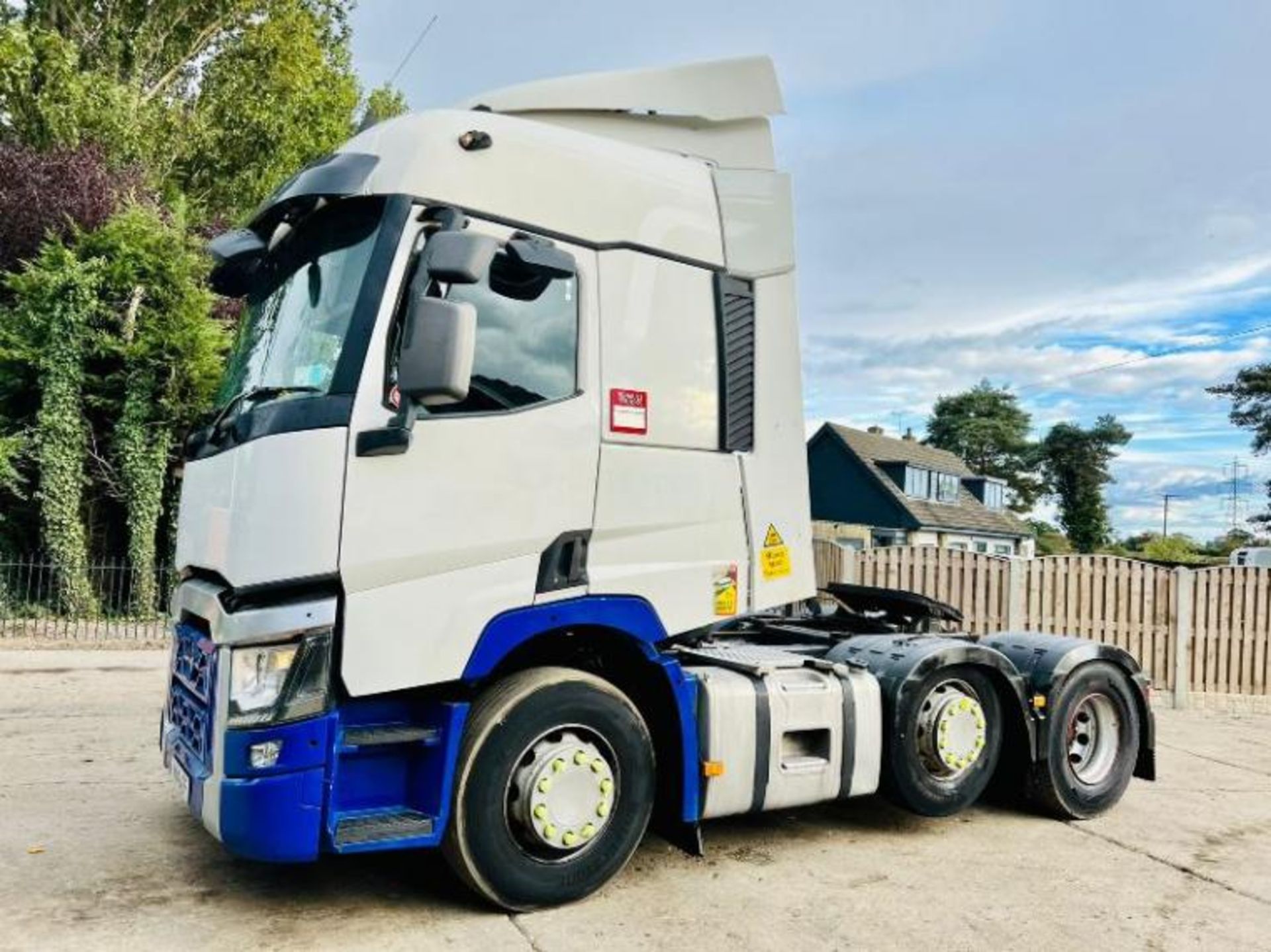 RENAULT T460 6X2 TRACTOR UNIT * YEAR 2014 * MOT'D TILL 31ST JANUARY 2023 *