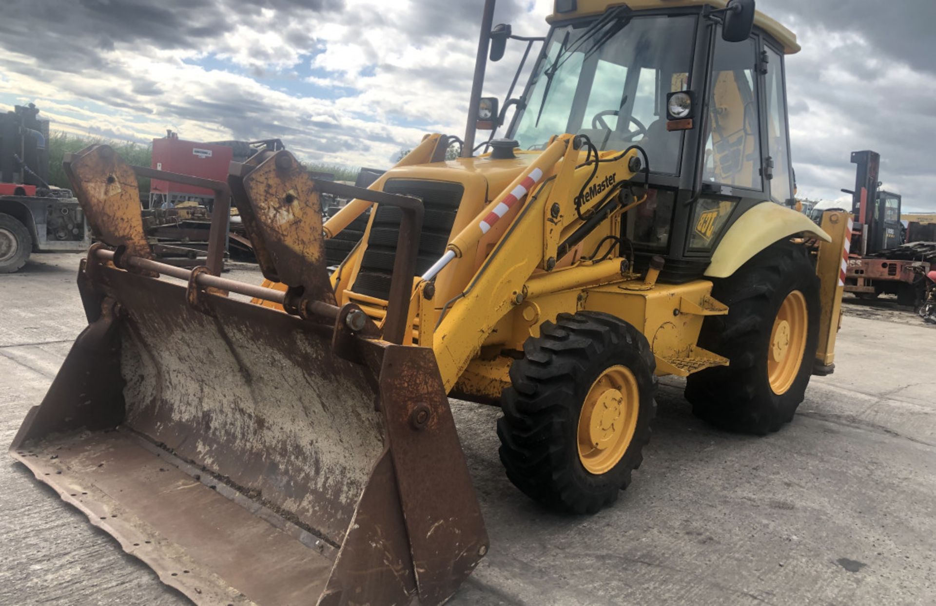 JCB 3 CX P8 SITEMASTER BACKHOE LOADER - Image 5 of 10