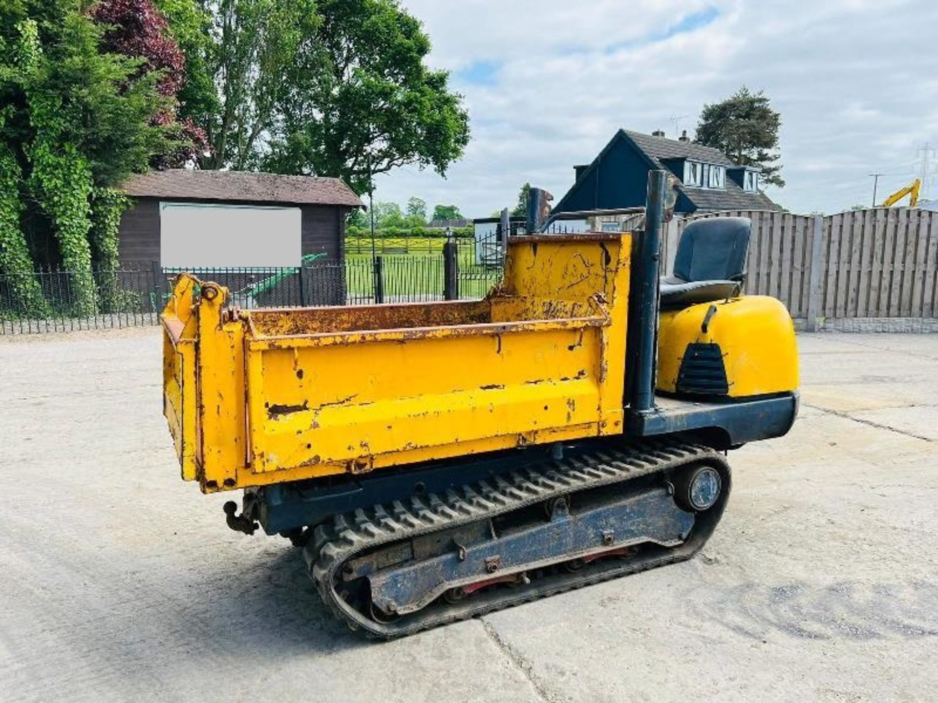 TRACKED DUMPER C/W DROP SIDE'S TIPPING BODY & RUBBER TRACKS - Image 12 of 13