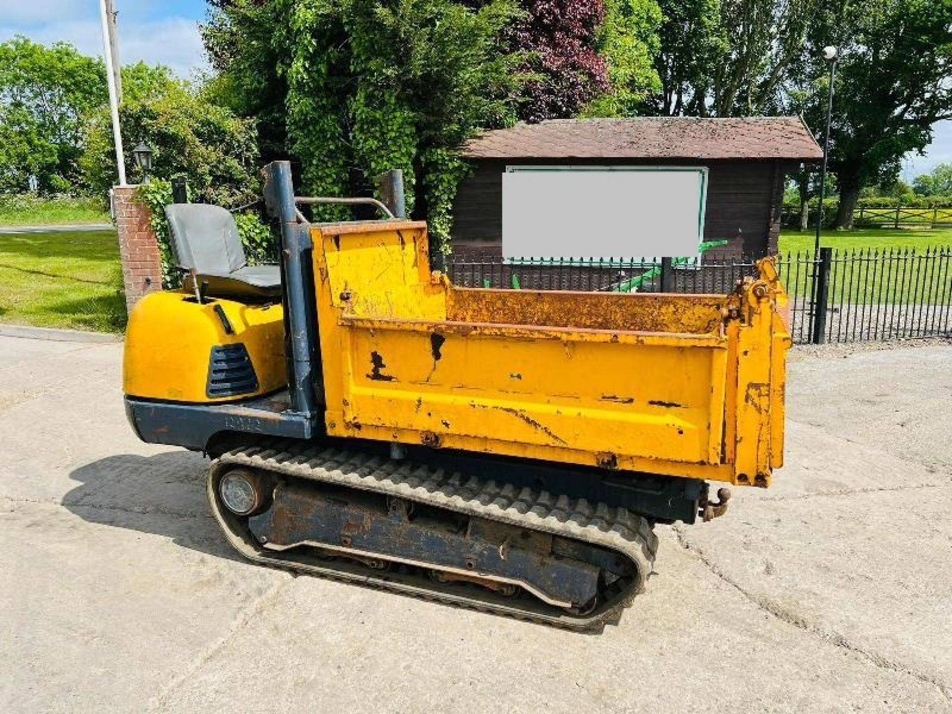 TRACKED DUMPER C/W DROP SIDE'S TIPPING BODY & RUBBER TRACKS - Image 9 of 13