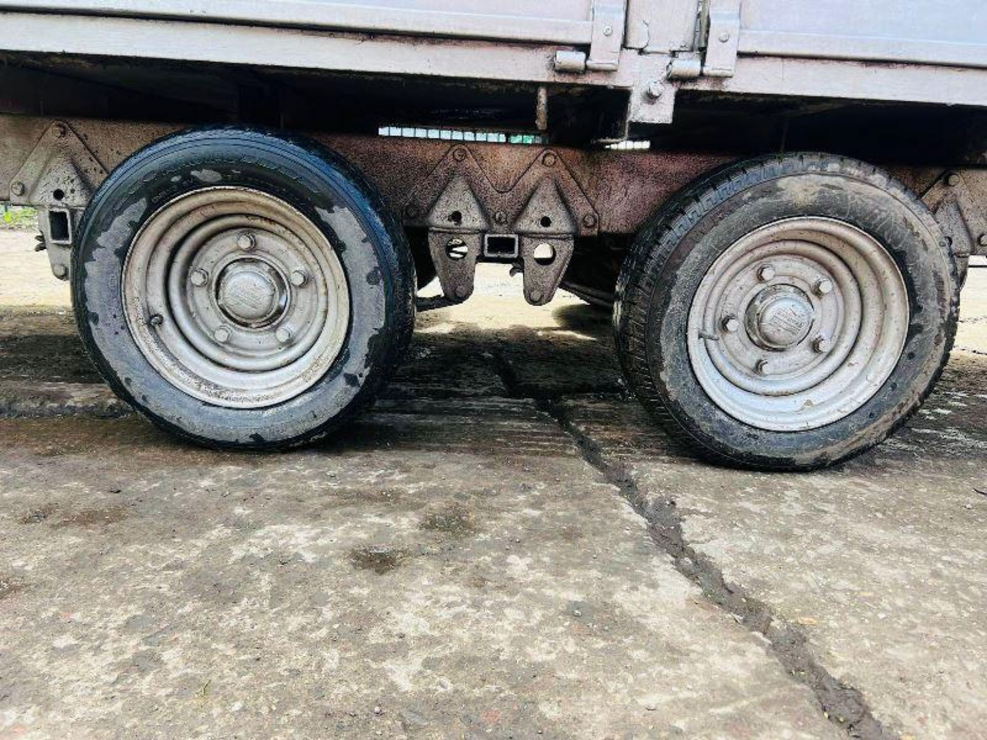 IFOR WILLIAMS LM125G DOUBLE AXLE DROP SIDE TRAILER C/W HIGH SIDED CAGE SIDES - Image 14 of 15