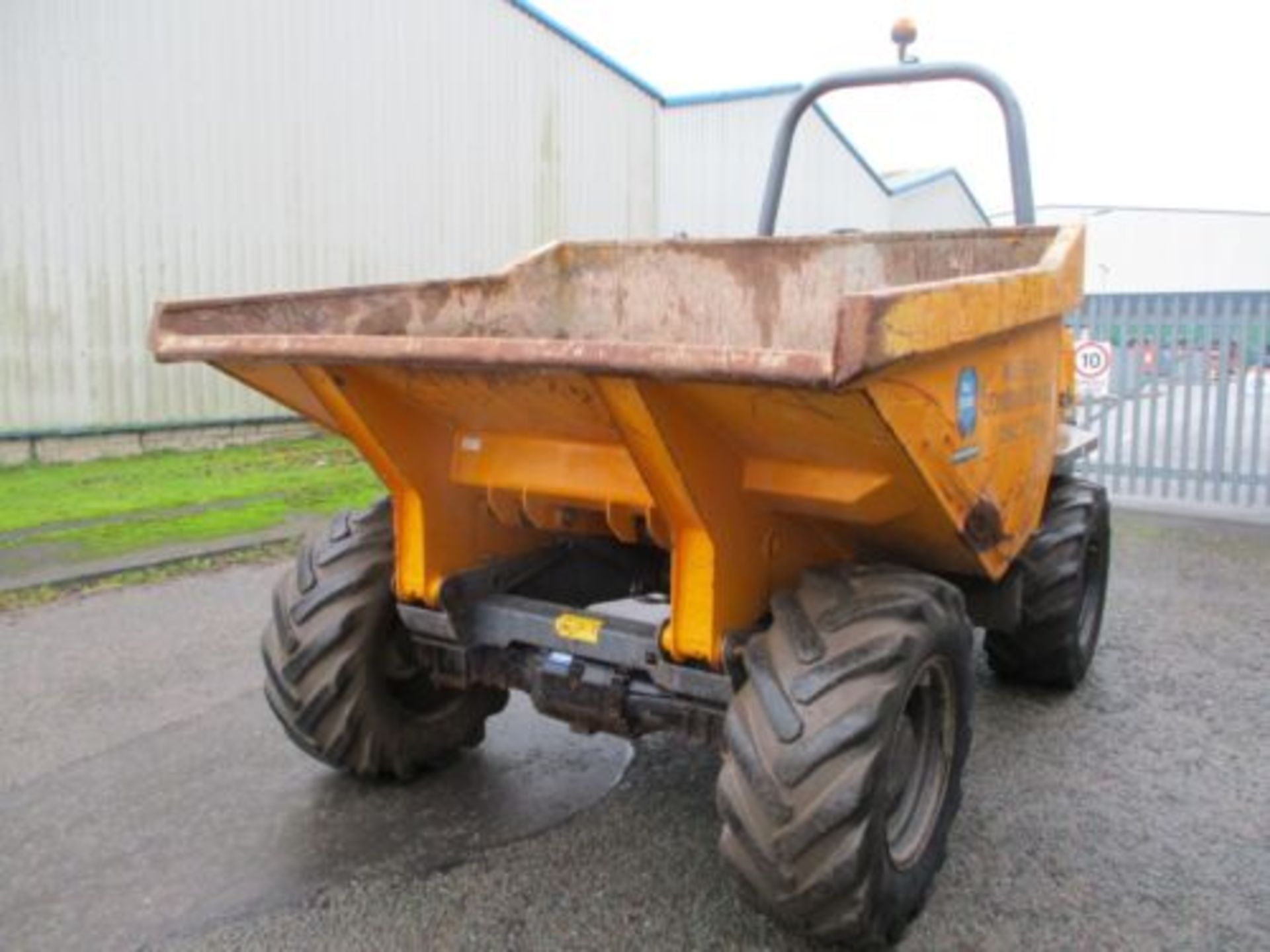 2014 TEREX 6 TON DUMPER BARFORD BENFORD THWAITES DEUTZ ENGINE DELIVERY ARRANGED - Image 2 of 10