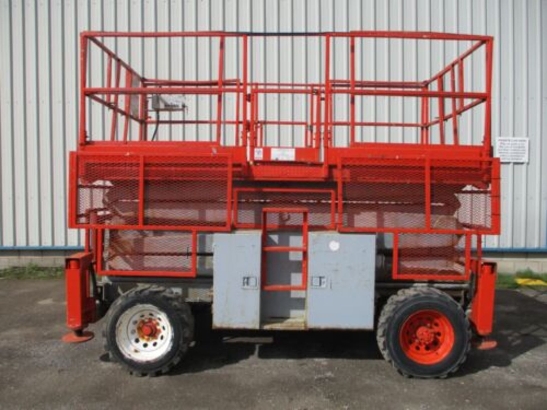 SKYJACK 8841 SCISSOR LIFT ACCESS PLATFORM CHERRY PICKER MEWP GENIE CLAY TRAP - Image 6 of 13