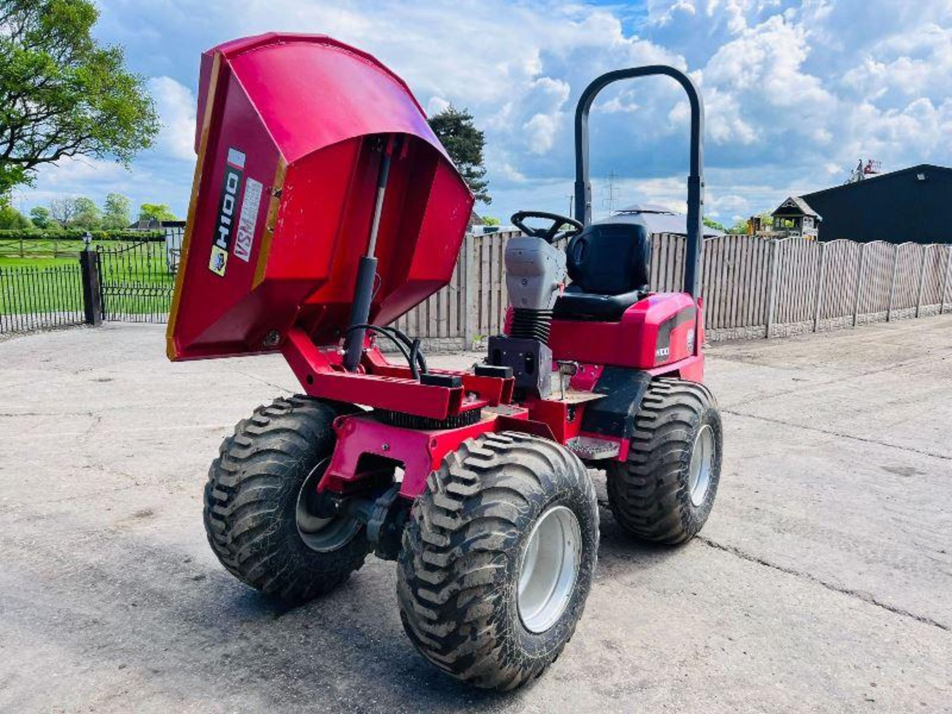 HERACLES H100 1TON SWIVEL TIP DUMPER * YEAR 2022 , ONLY 29 HOURS - Image 11 of 20